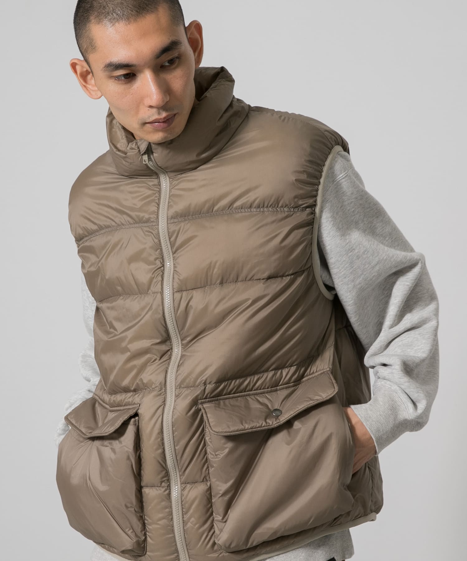 KHAKI