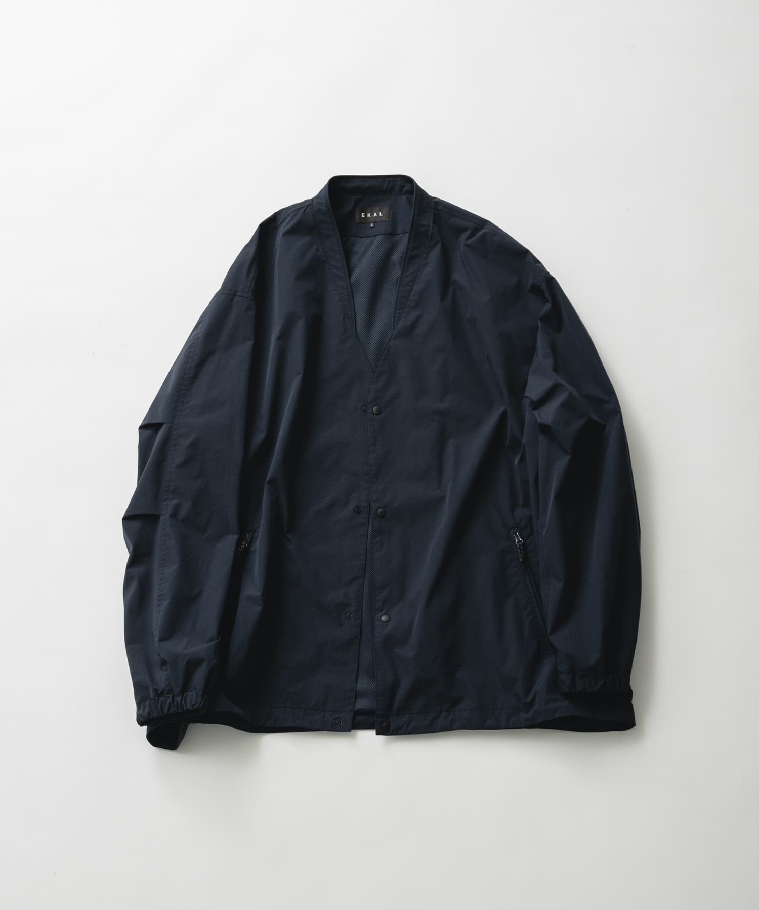 ネイビー
