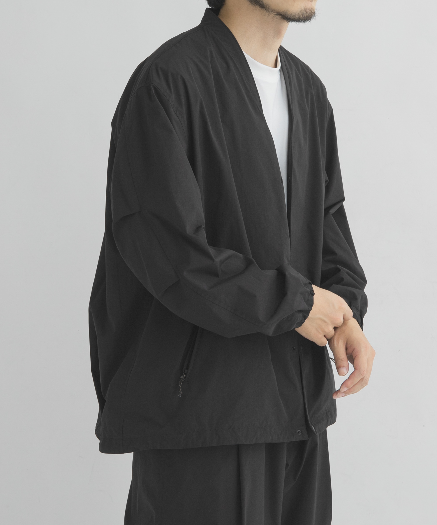 身長 : 179cm サイズ : L