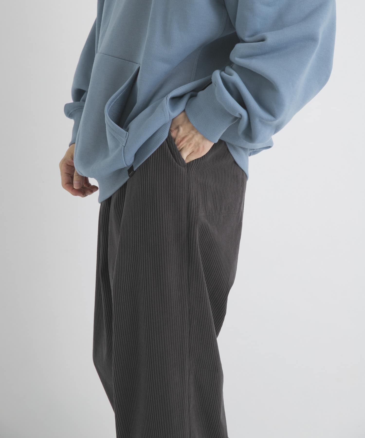モカグレー