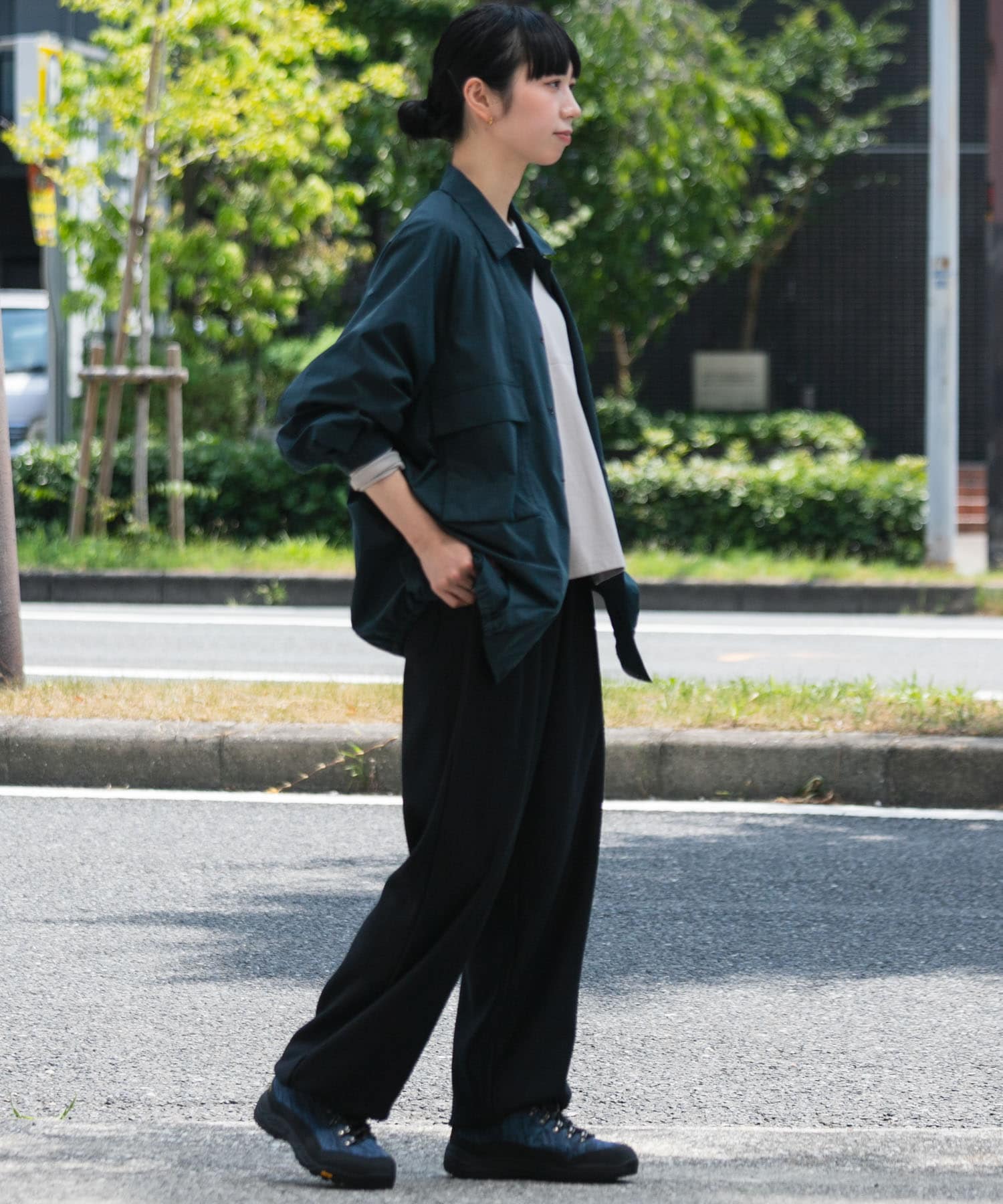 グリーン