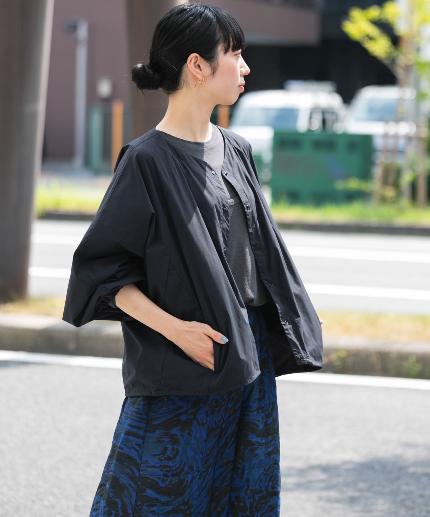 ネイビー