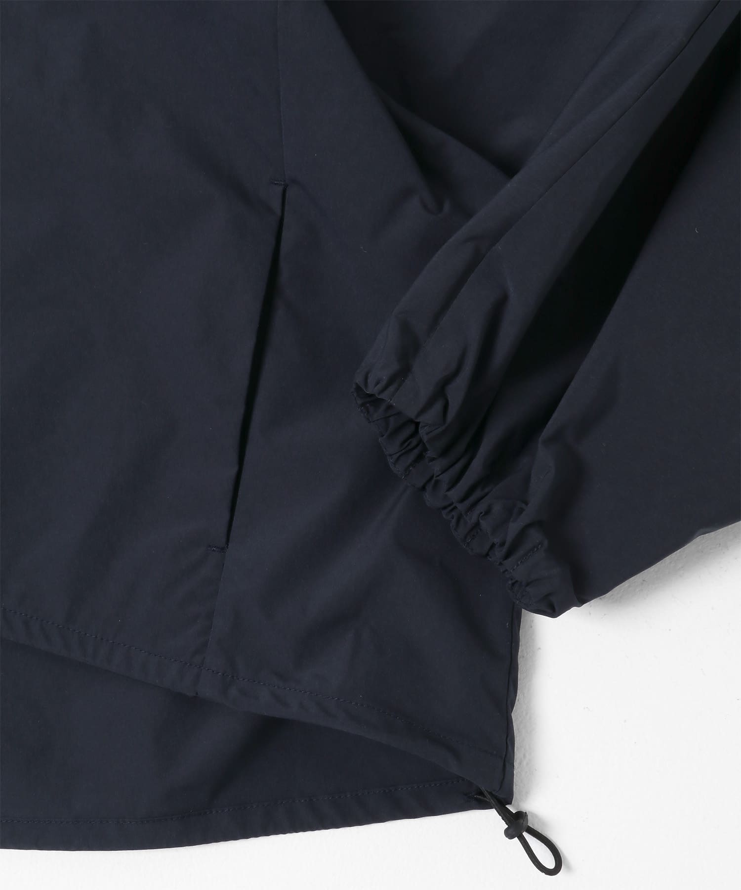 ネイビー