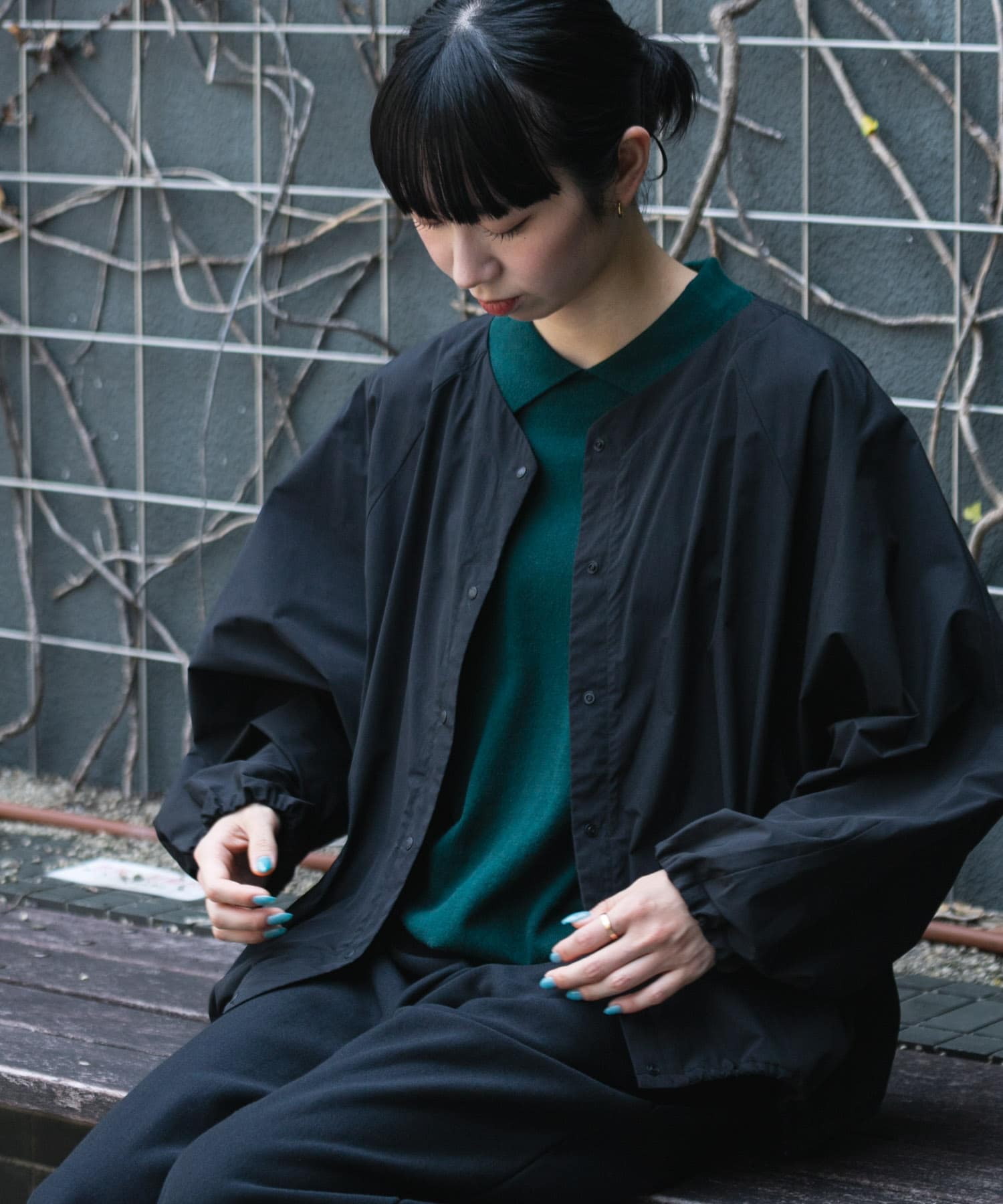 ブラック