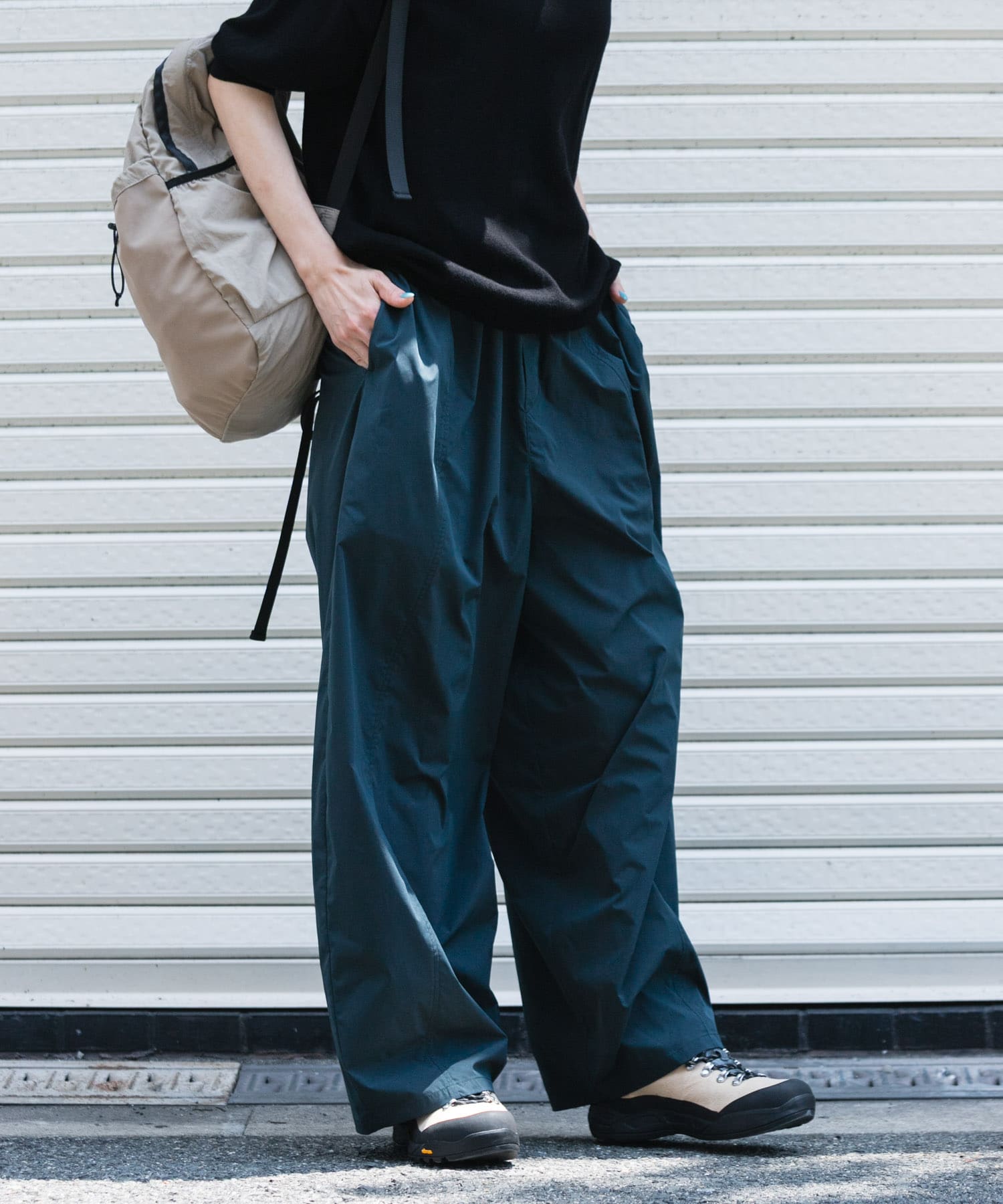 グリーン
