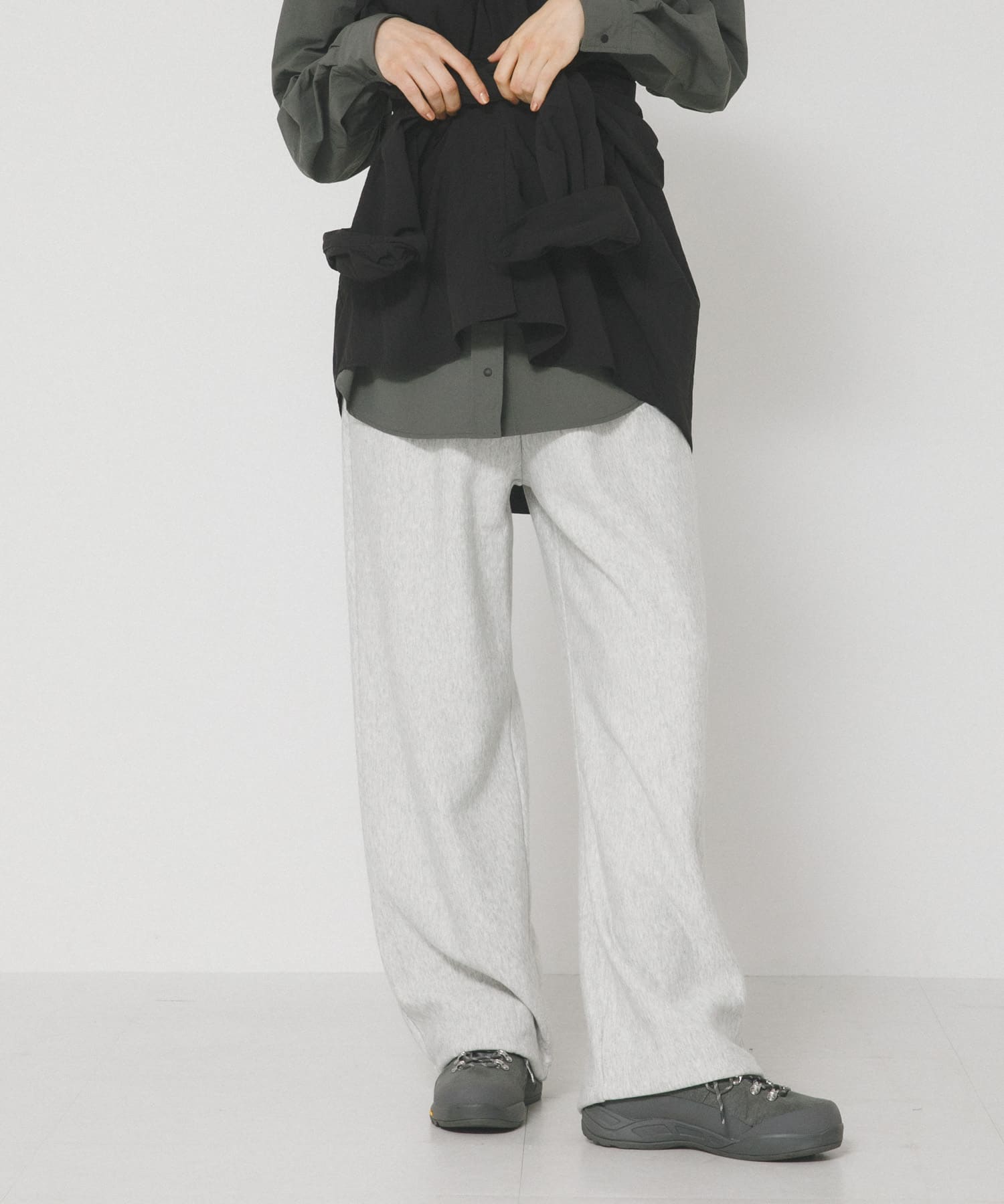 TanC TOKYO BOUNDLESS CONTRAST SWEAT PANTS(1 BLUE): ボトム｜URBAN