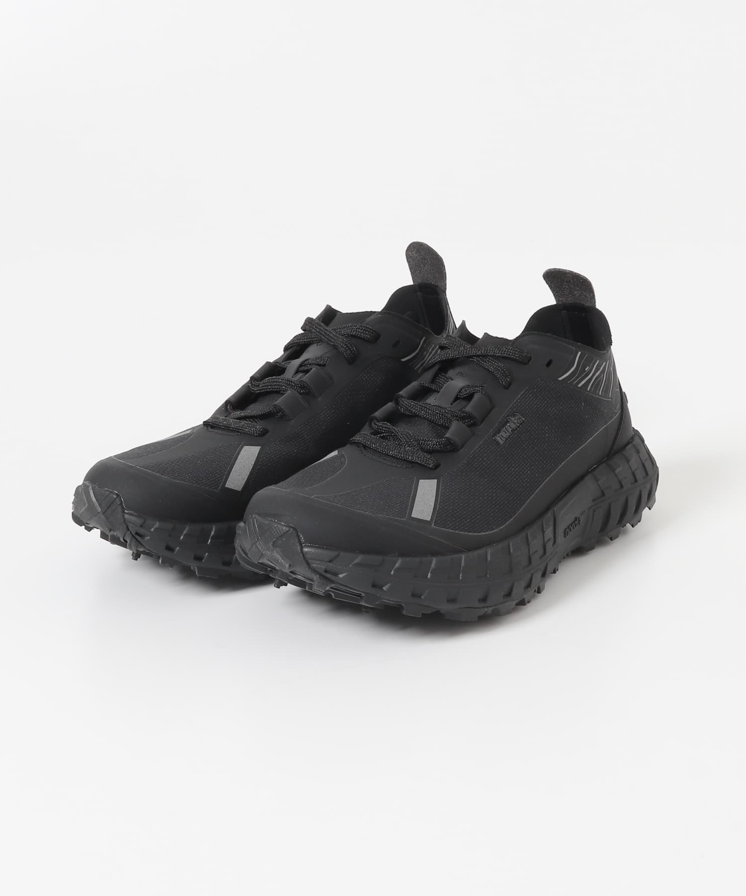 S Black