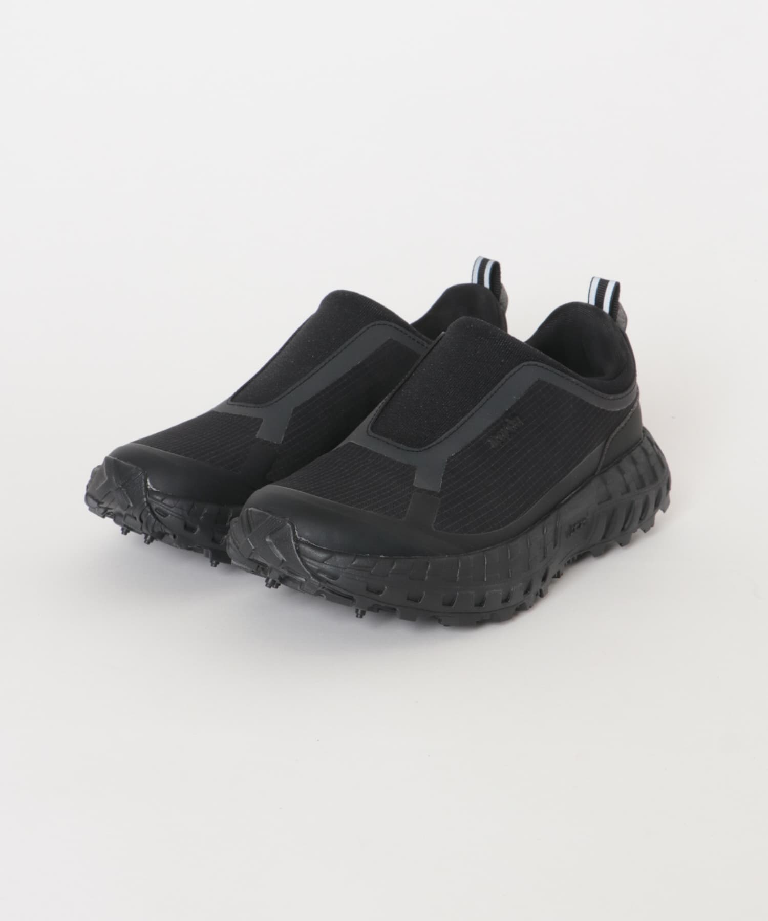 P Black
