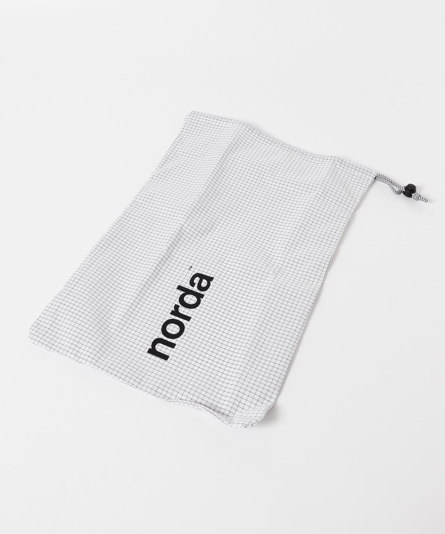 norda　001 S BLACK 6