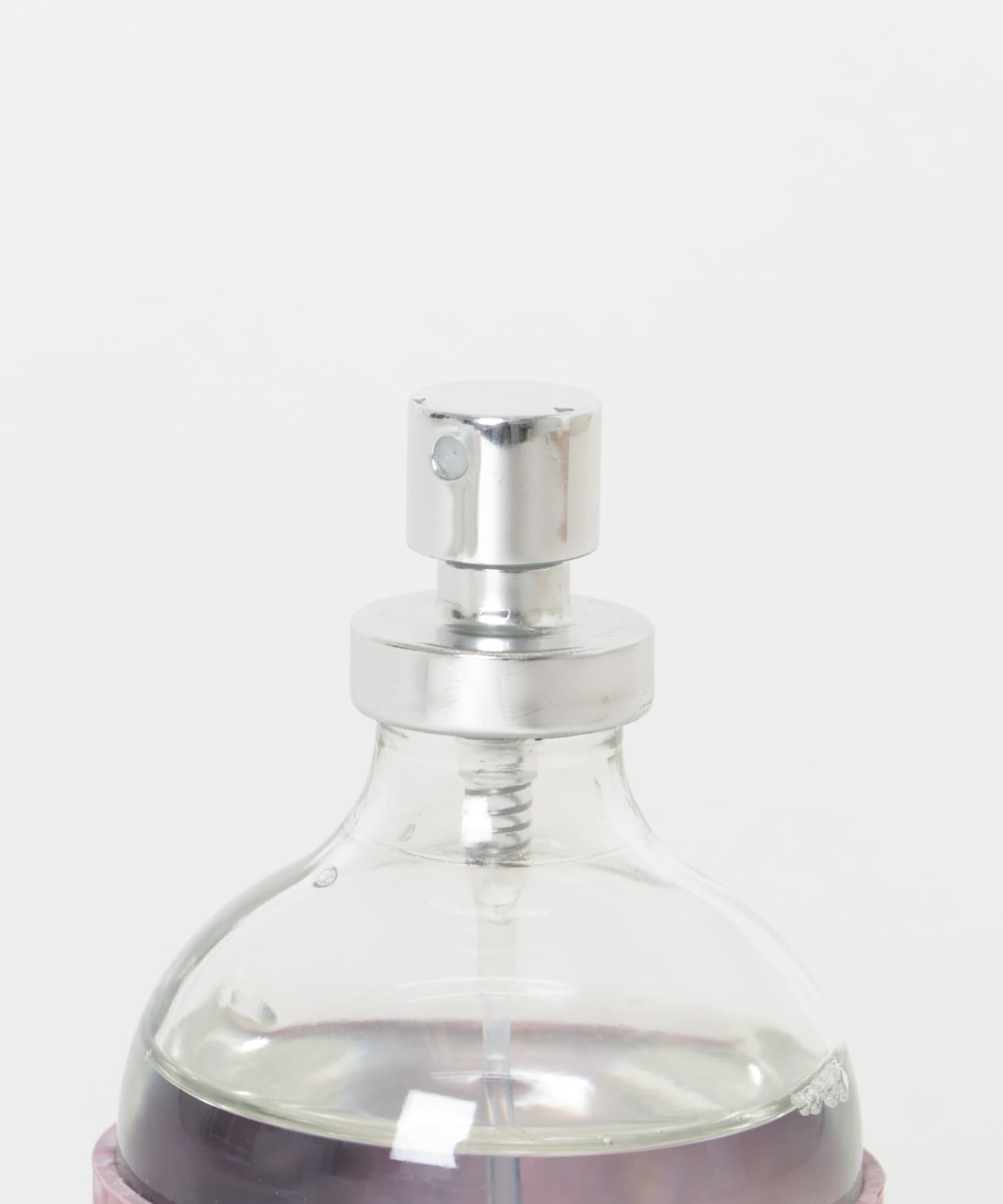 (SURROUND)　RS Q2-LUXURY LUXURY One