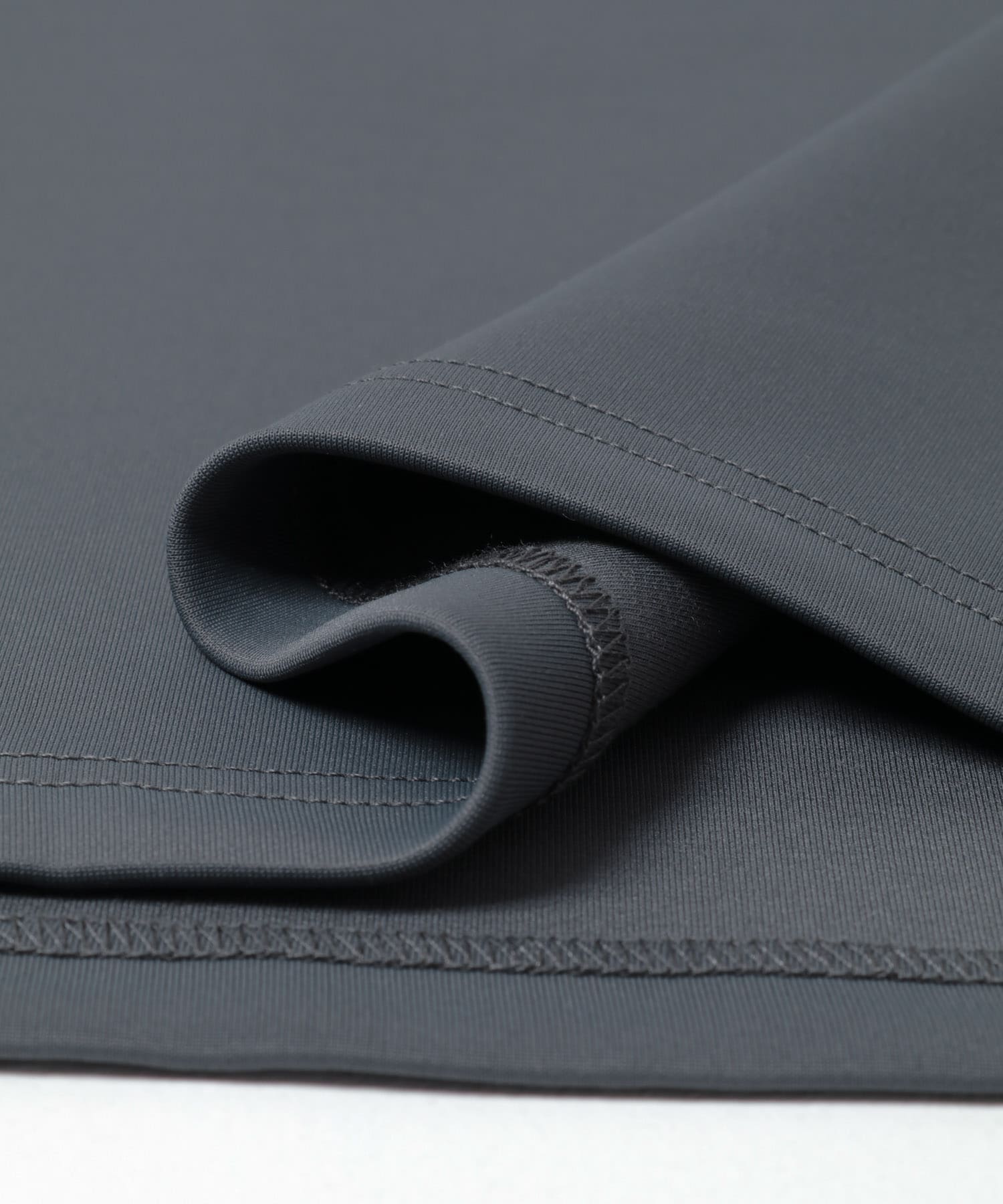 調温機能 ストレッチダンボールプルオーバー CHA M