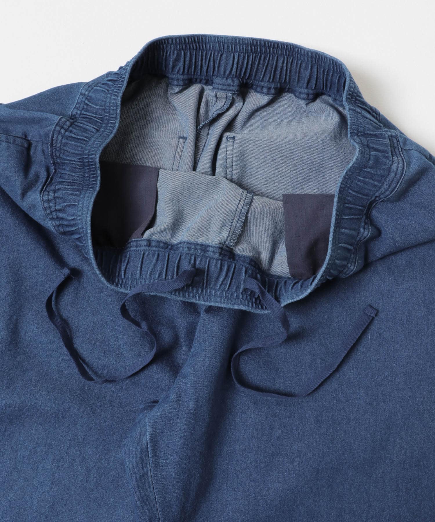 ハイストレッチリラックスパンツ IDG BLU S