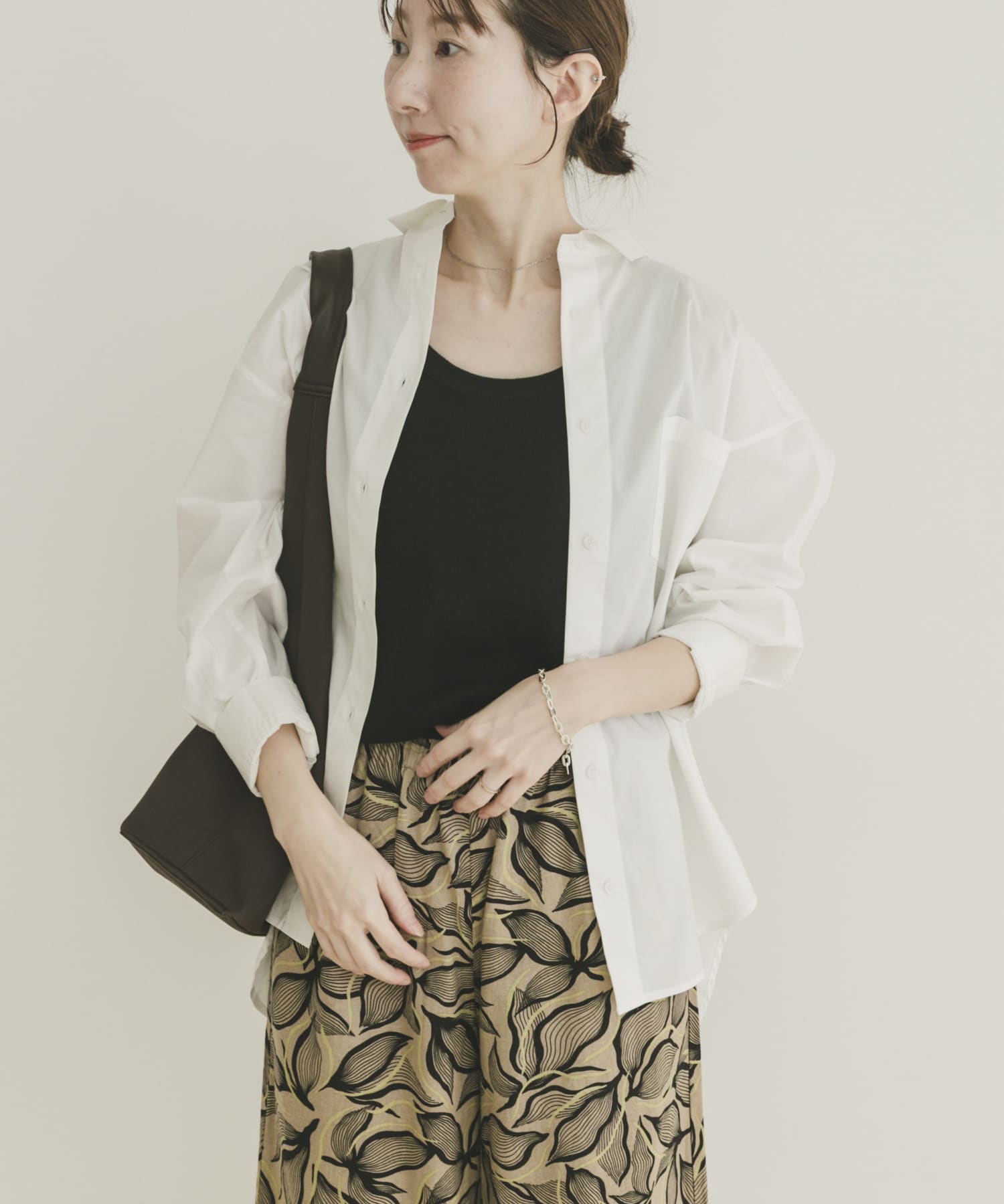 レギュラーカラー刺シュウシャツ