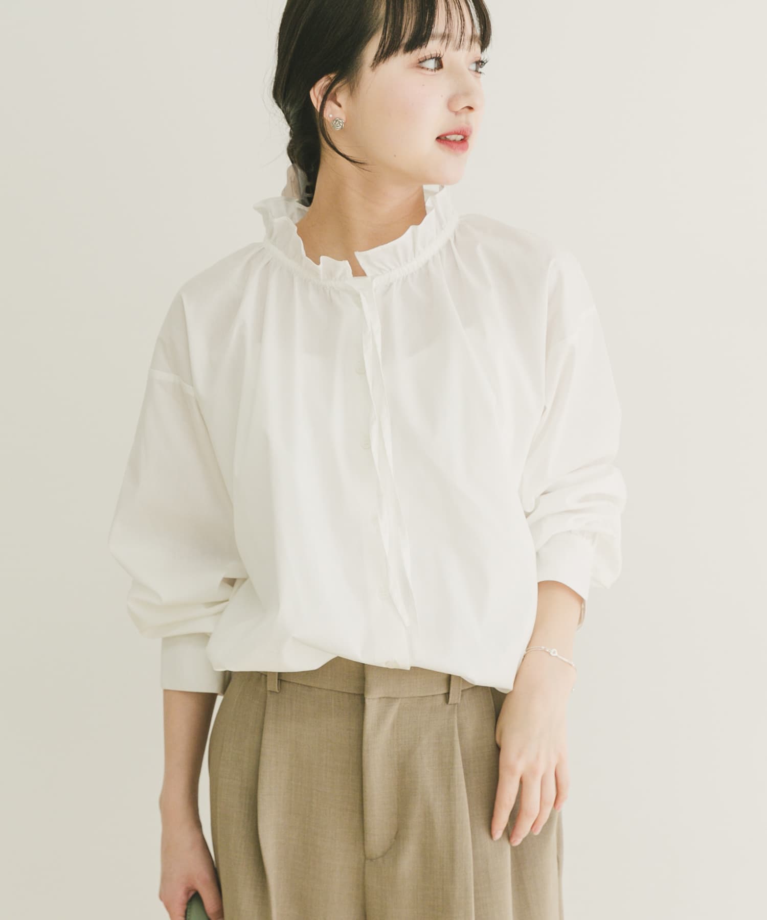 『UVカット/接触冷感』ネックフリルブラウス(楽着シリーズ)