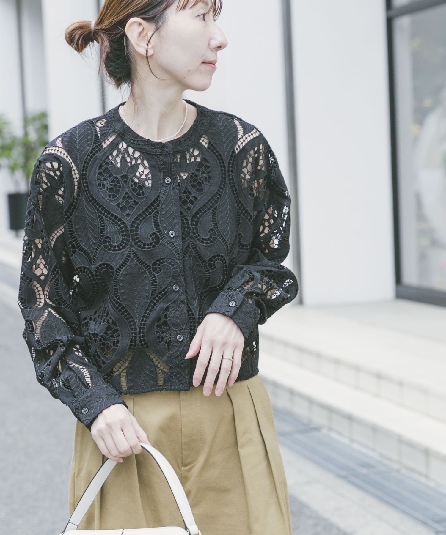 レースクロップドシャツ