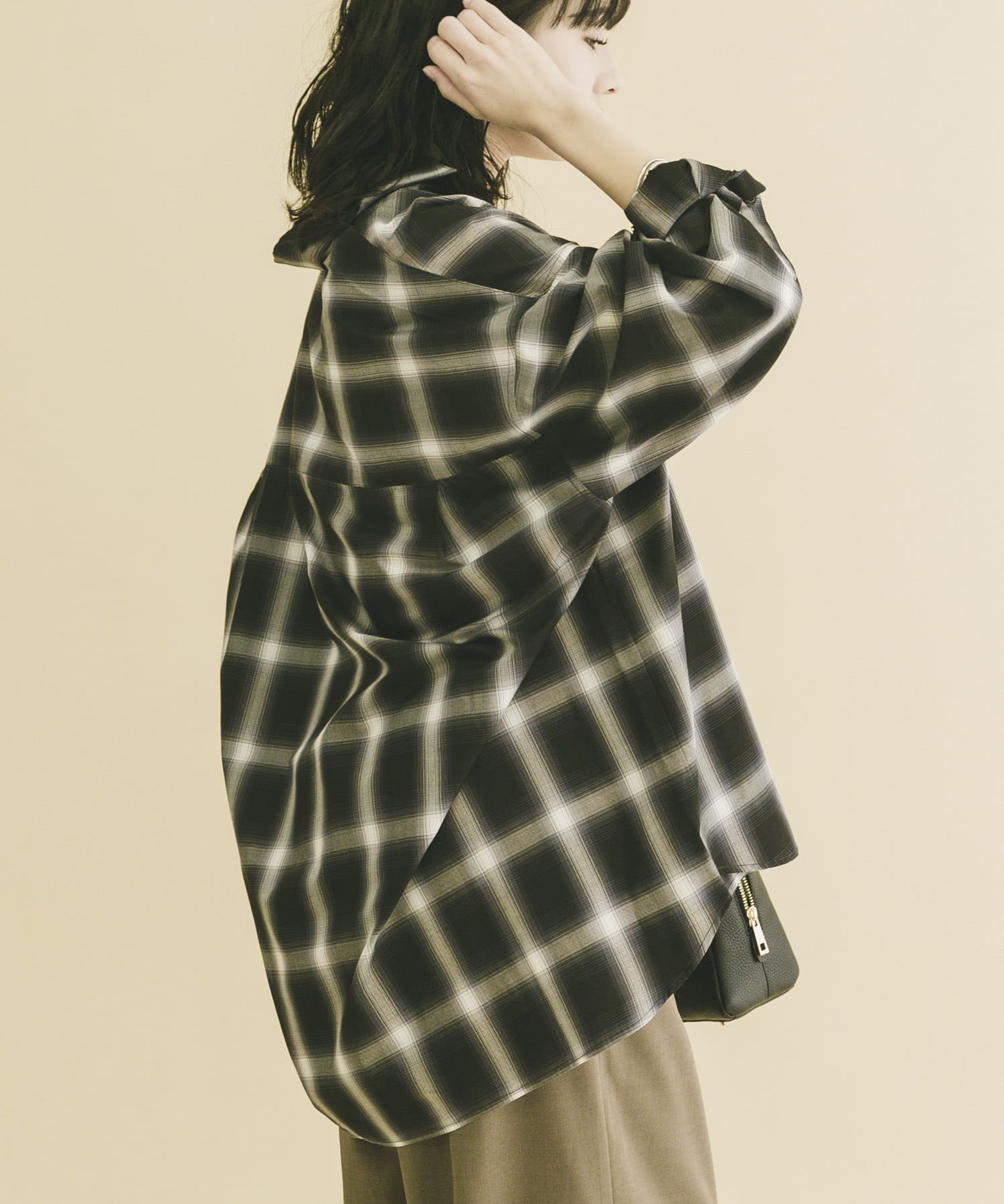 オーバーサイズチェックシャツ