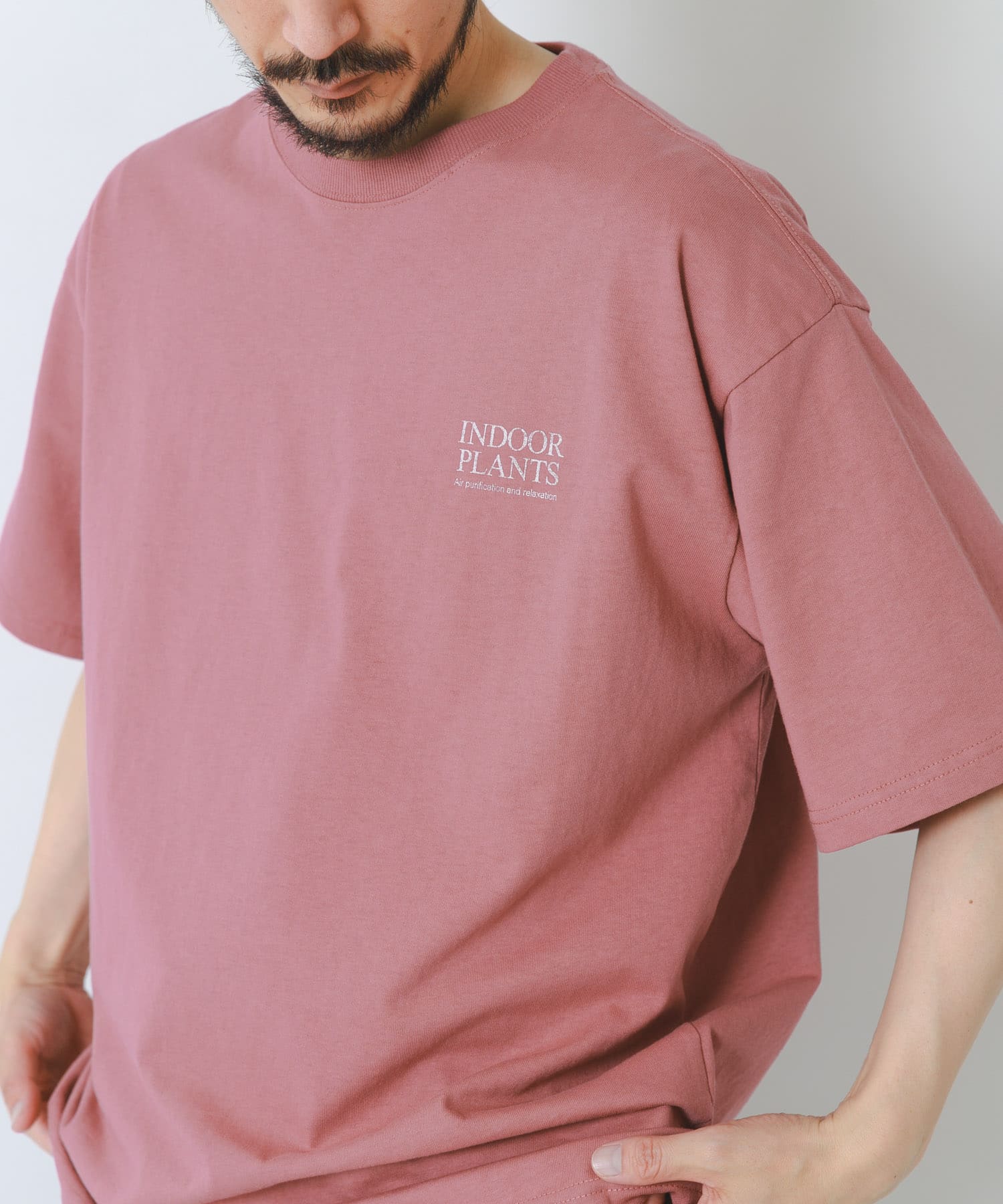 DARK PINK