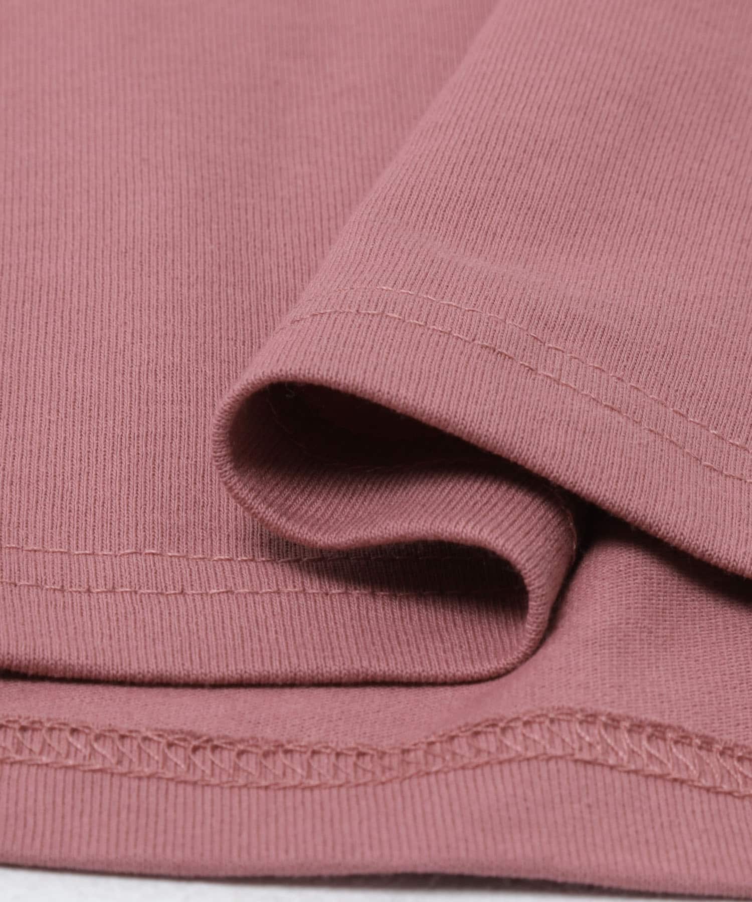 DARK PINK