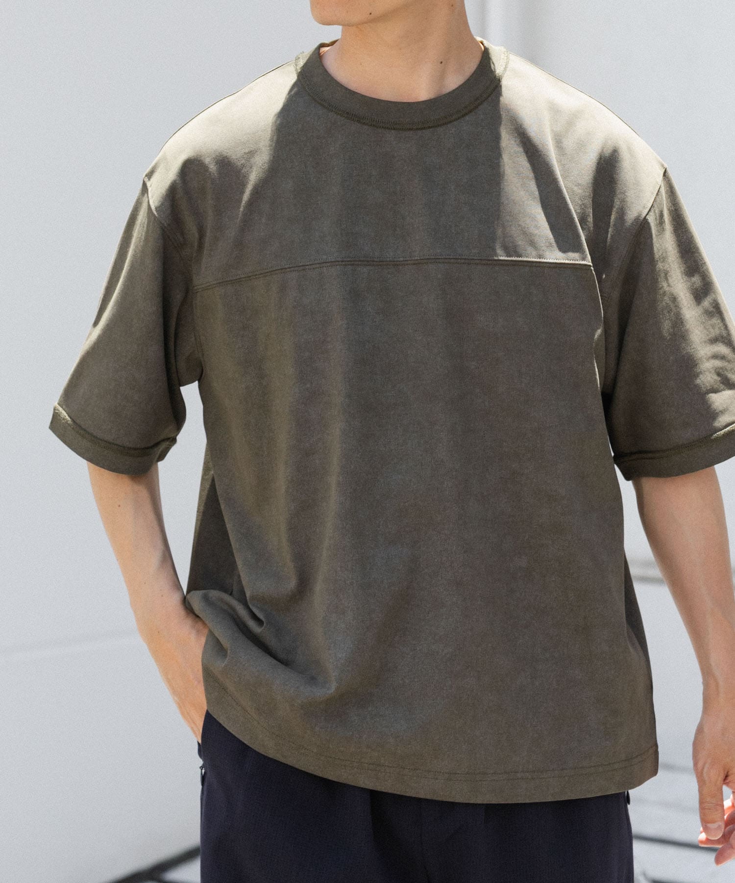 KHAKI