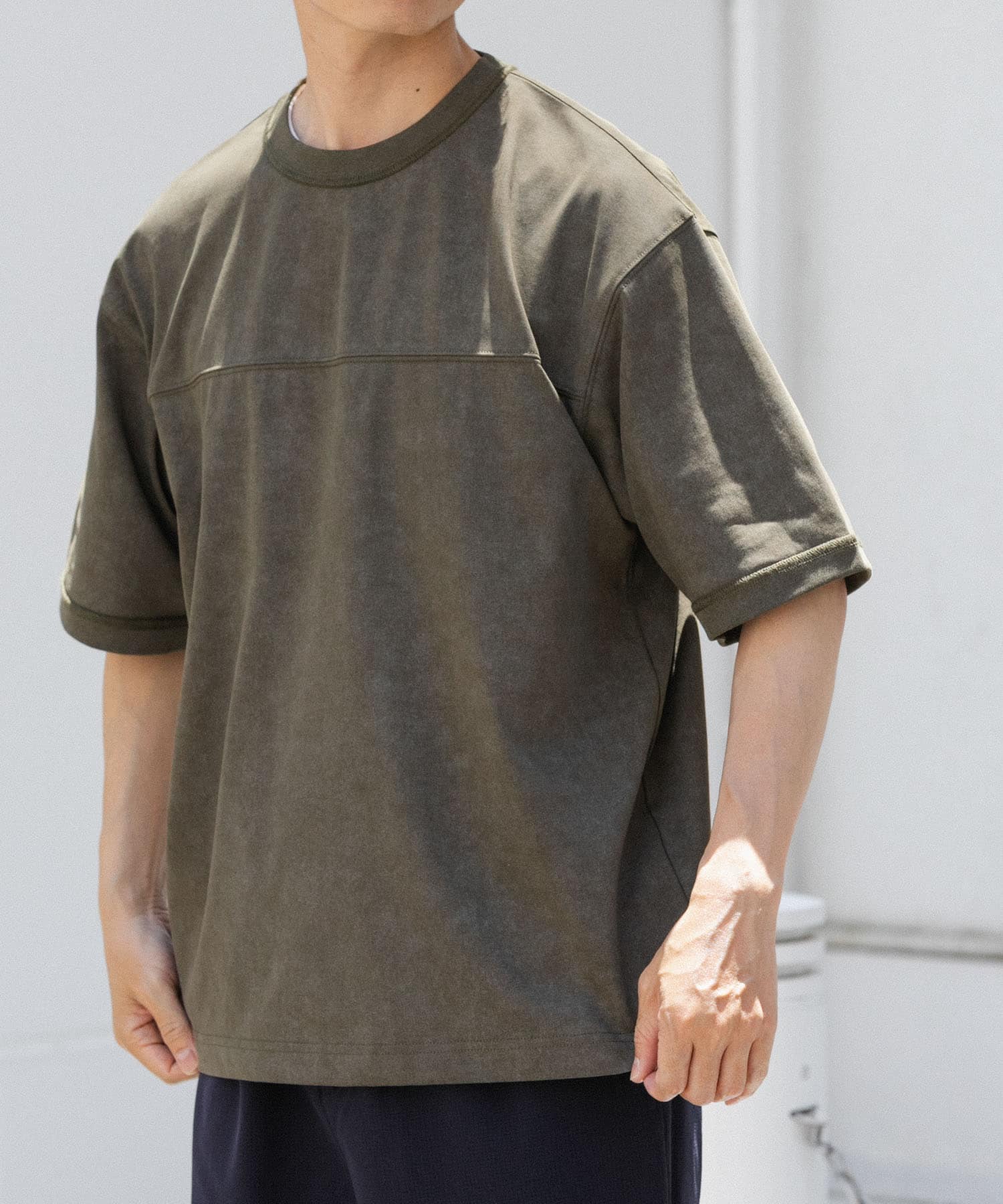 KHAKI