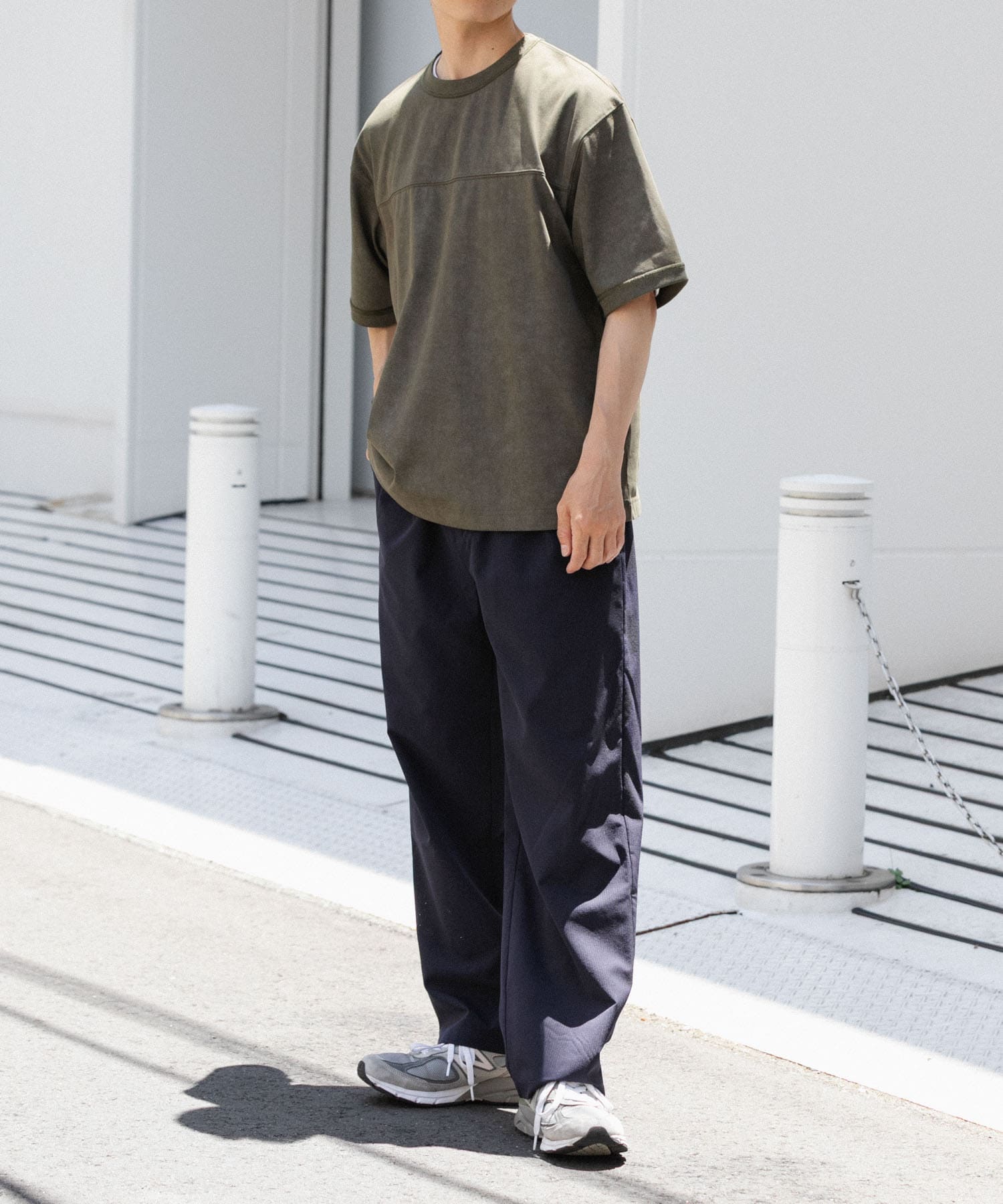 KHAKI