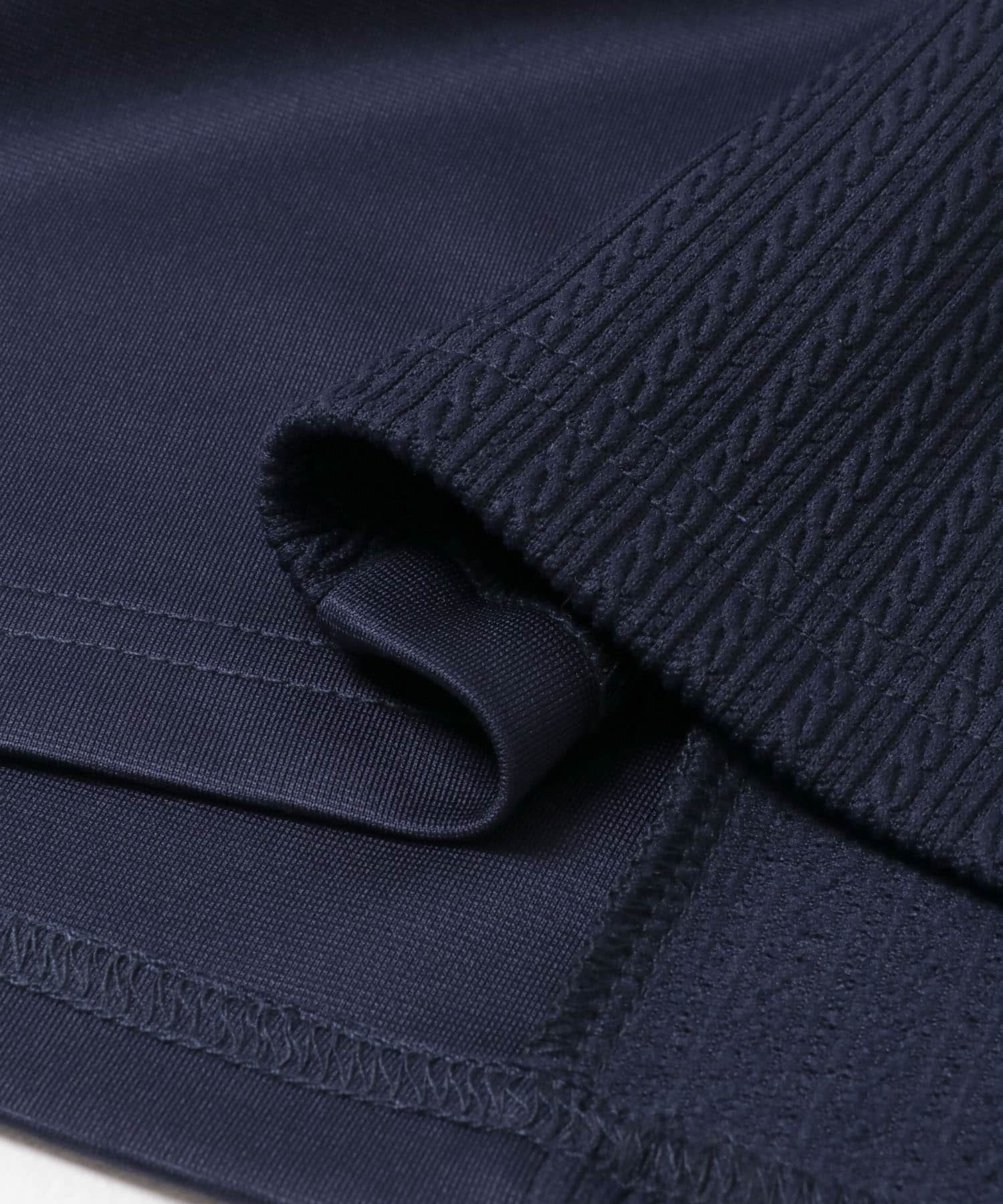 ジャカード×ポンチ切替半袖TOPS NAVY M