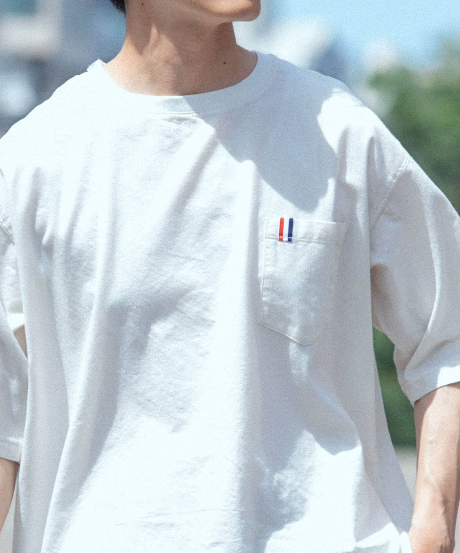 OFF WHITE