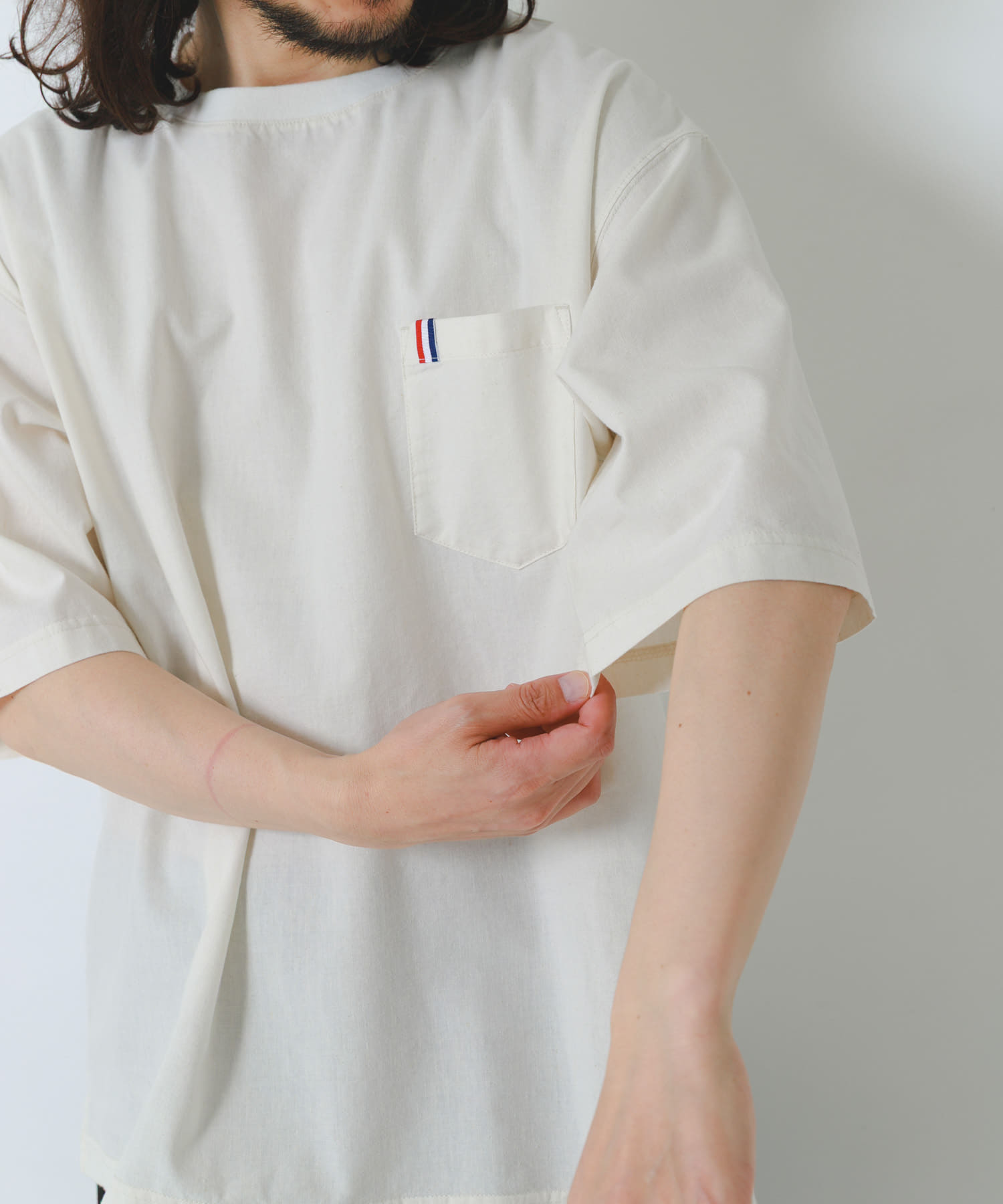 OFF WHITE
