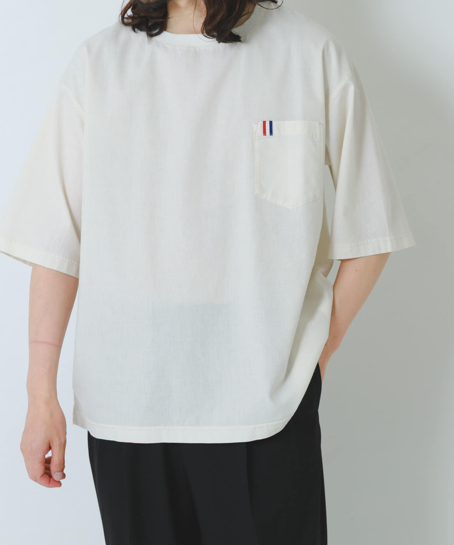 OFF WHITE