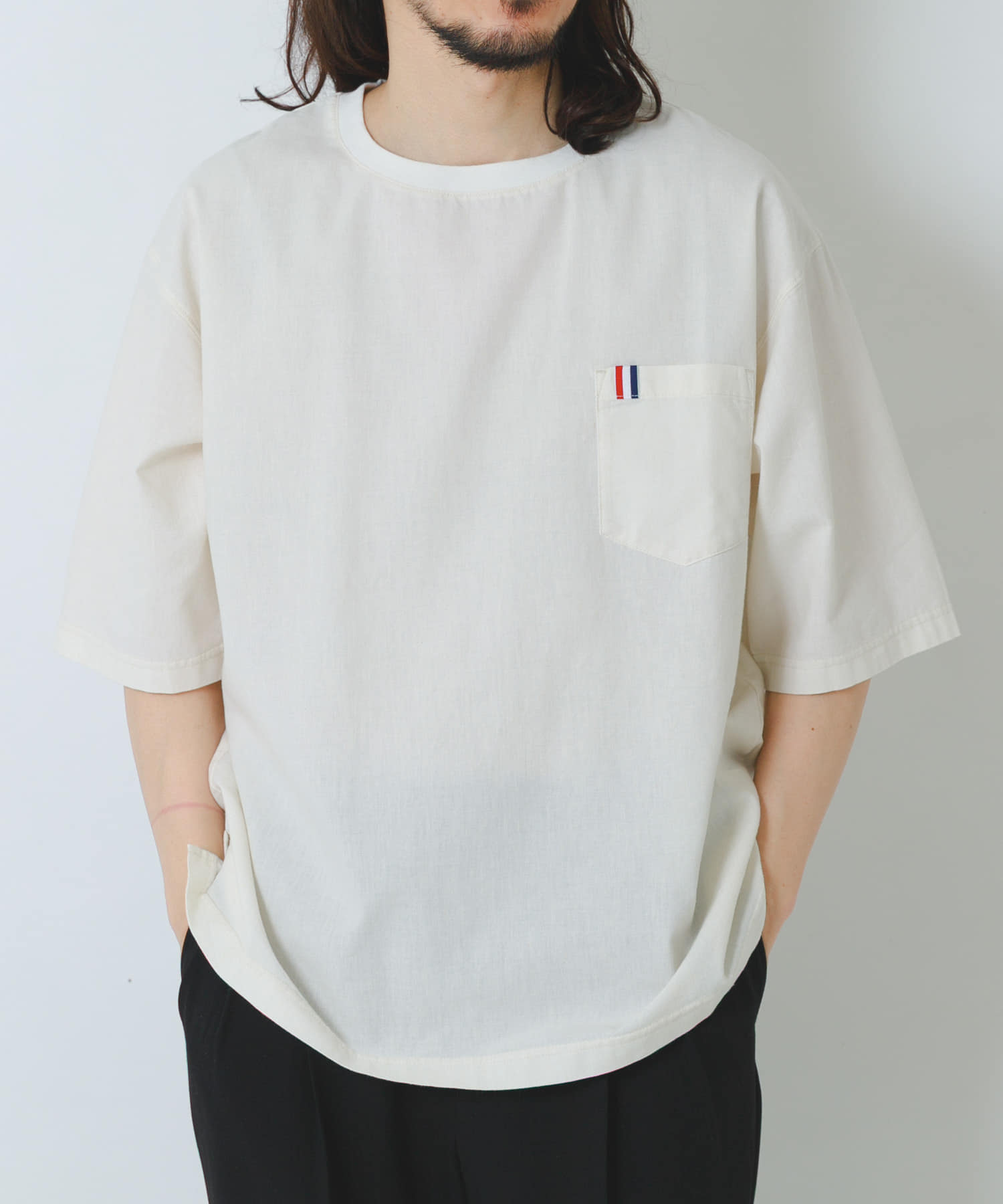 OFF WHITE