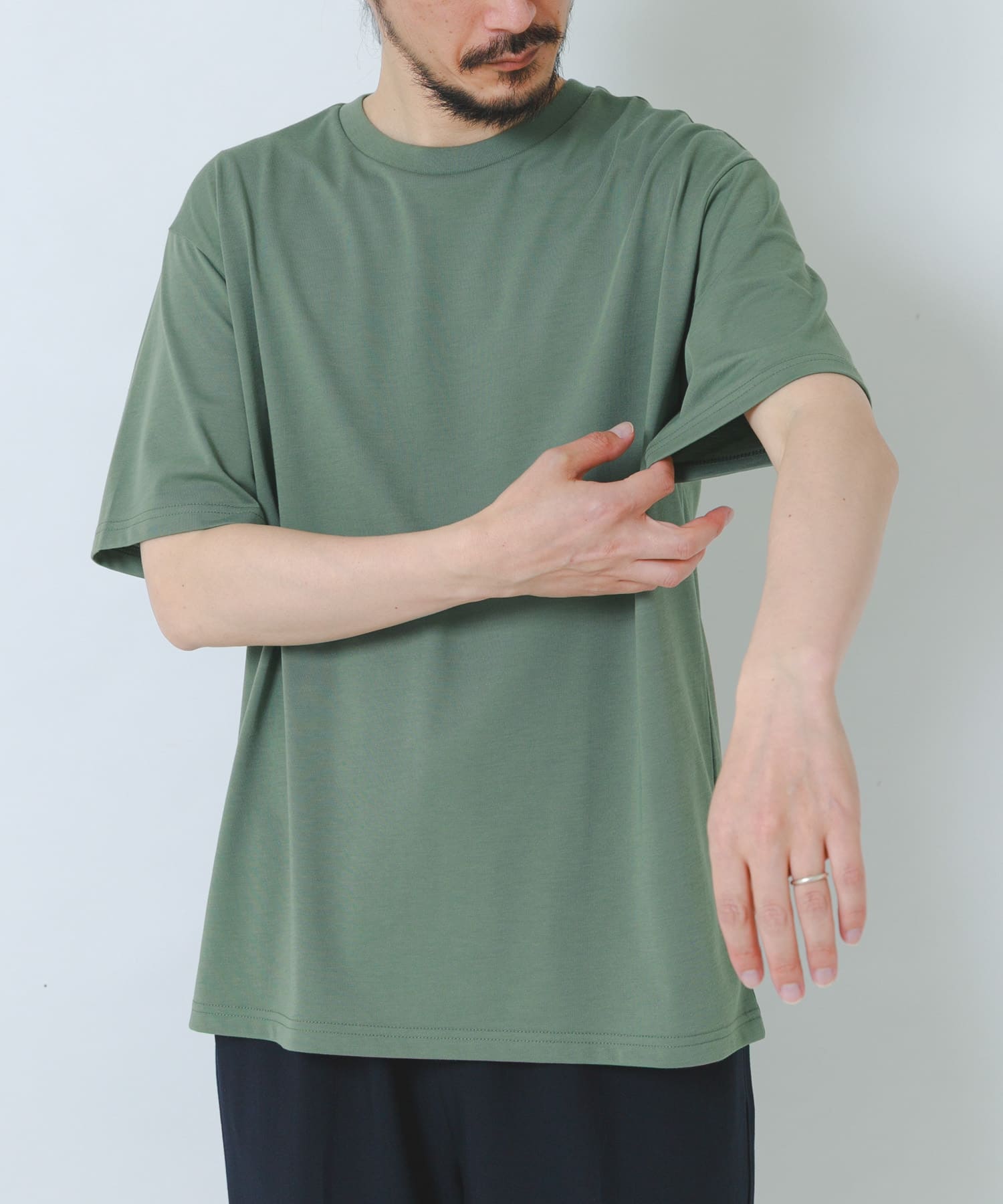 L.KHAKI