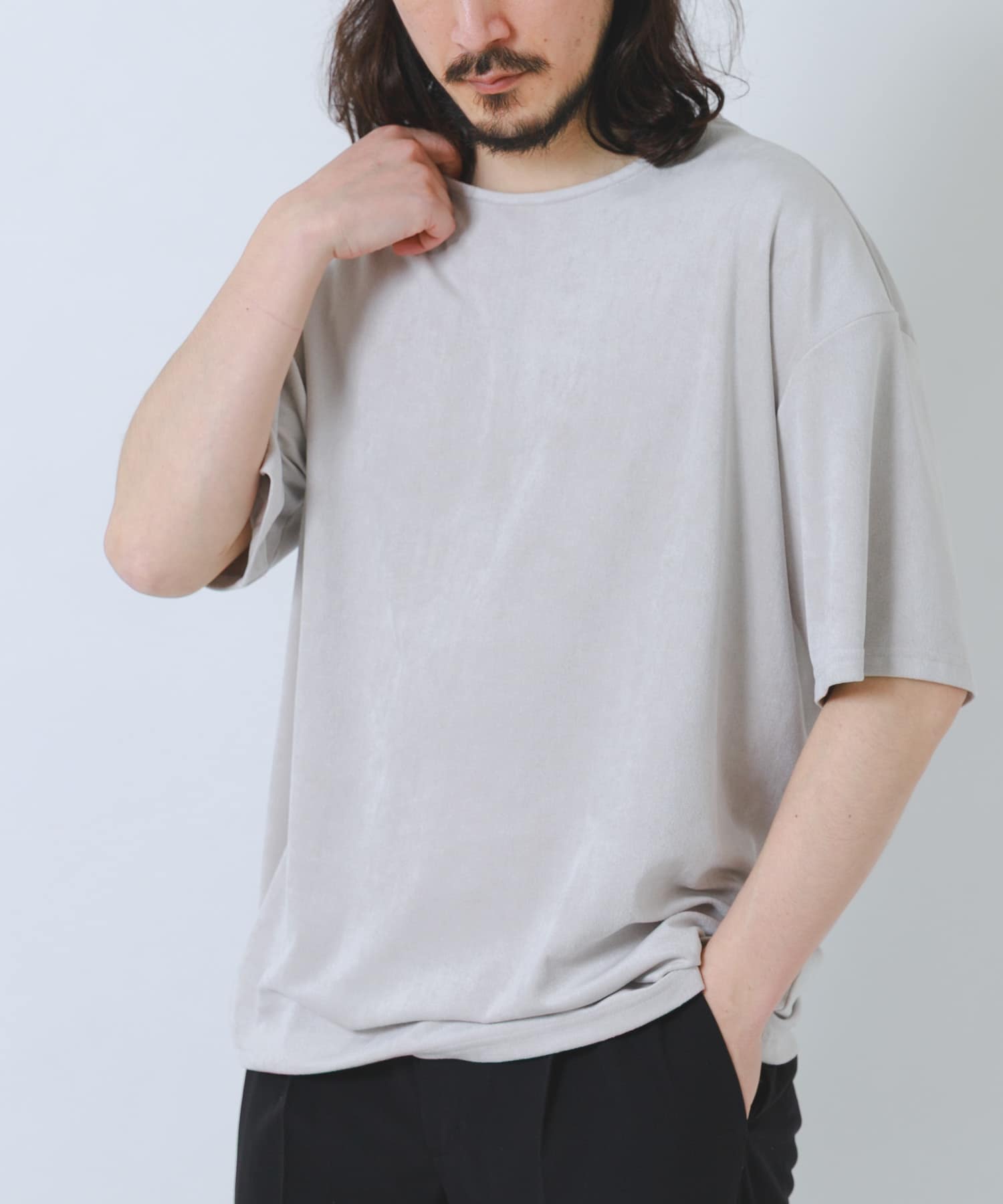GRAY