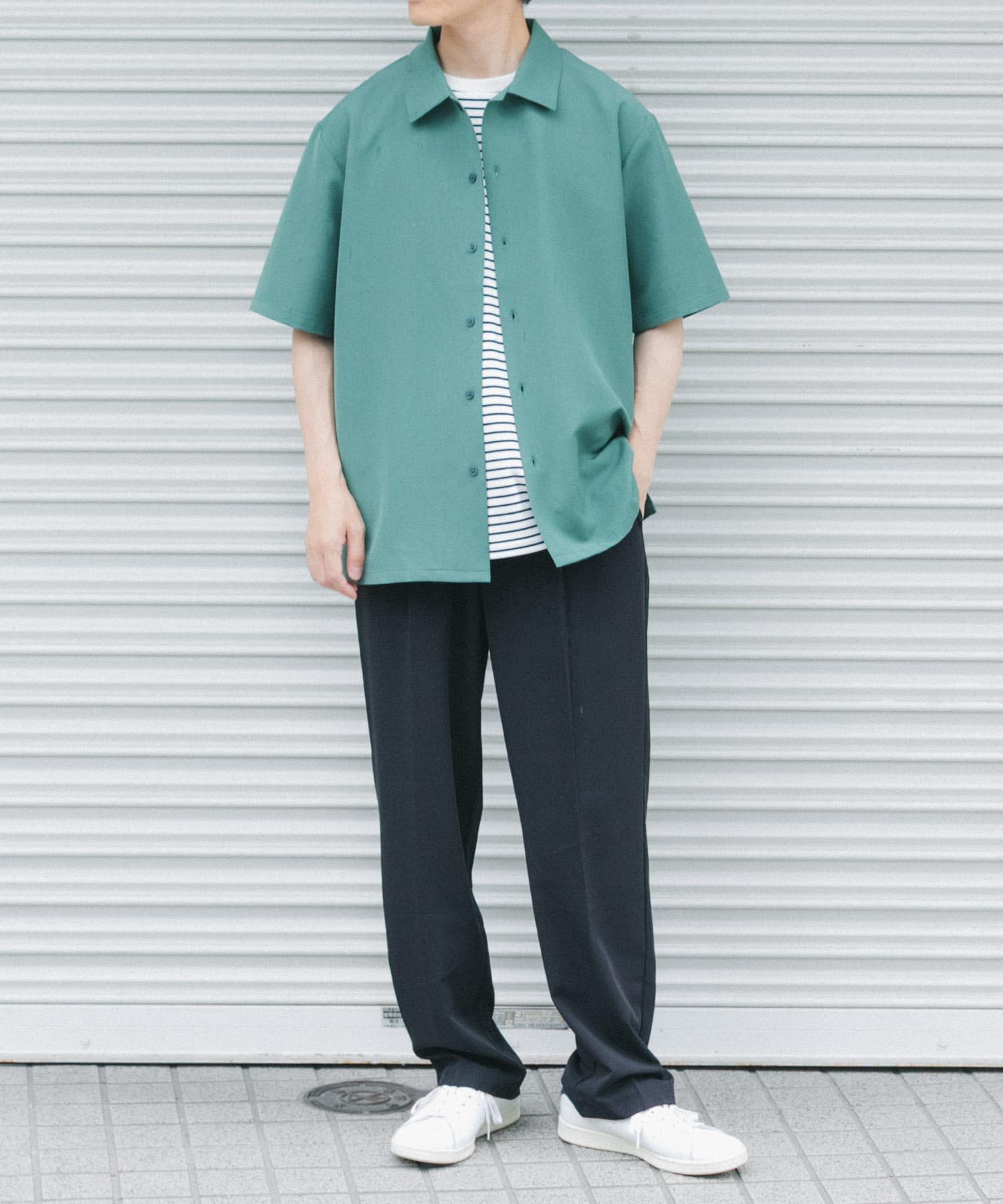 GREEN