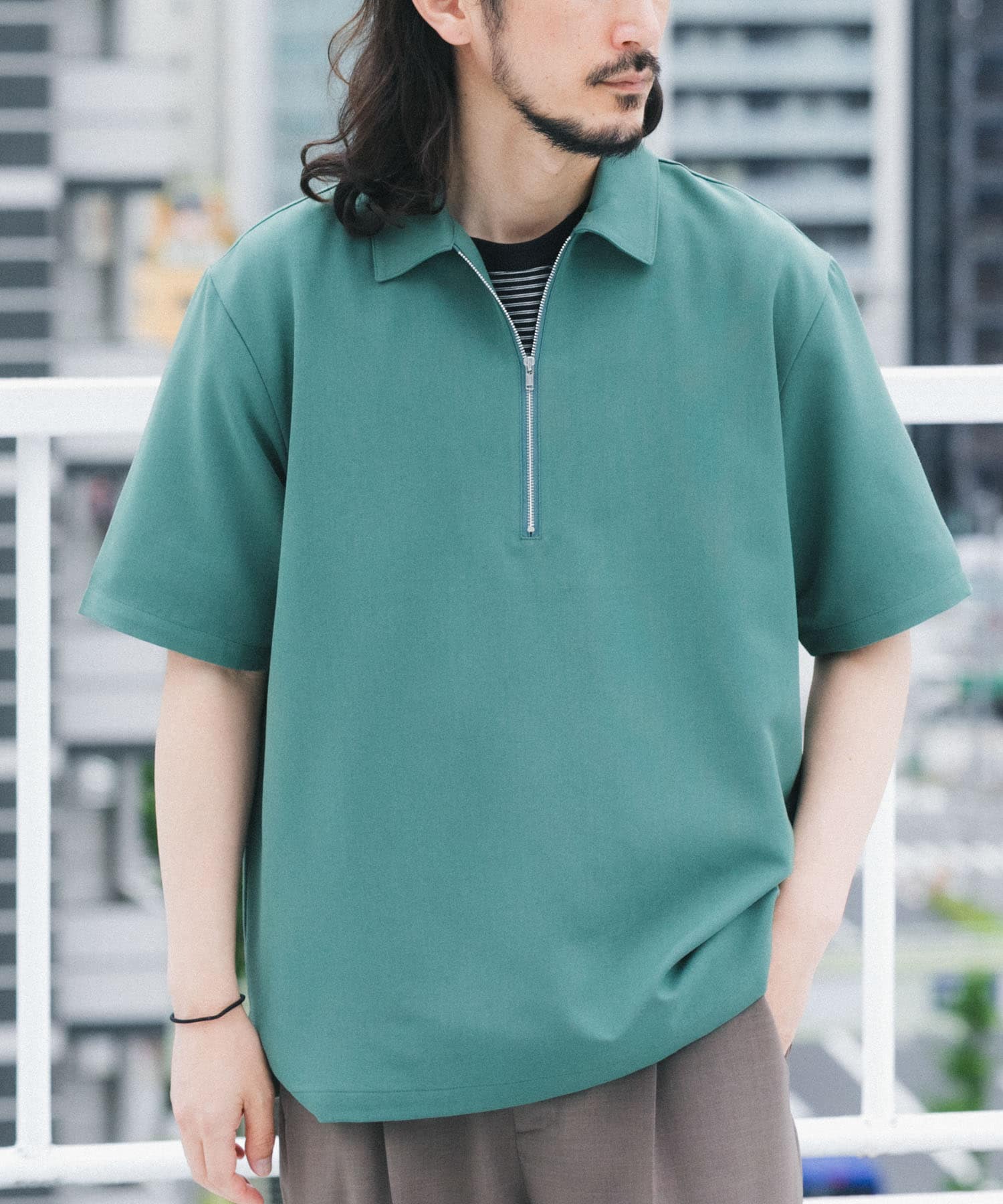 GREEN