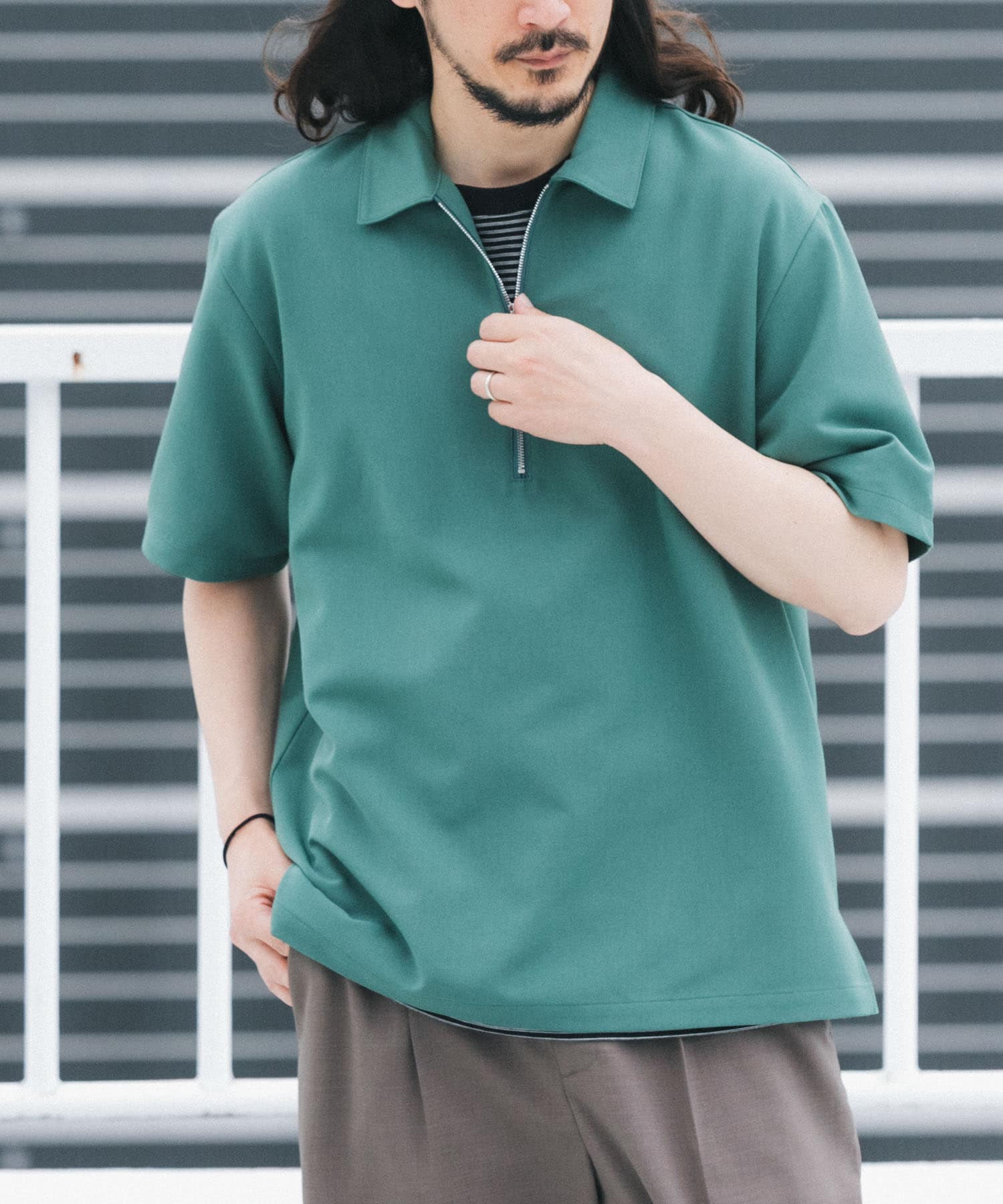GREEN