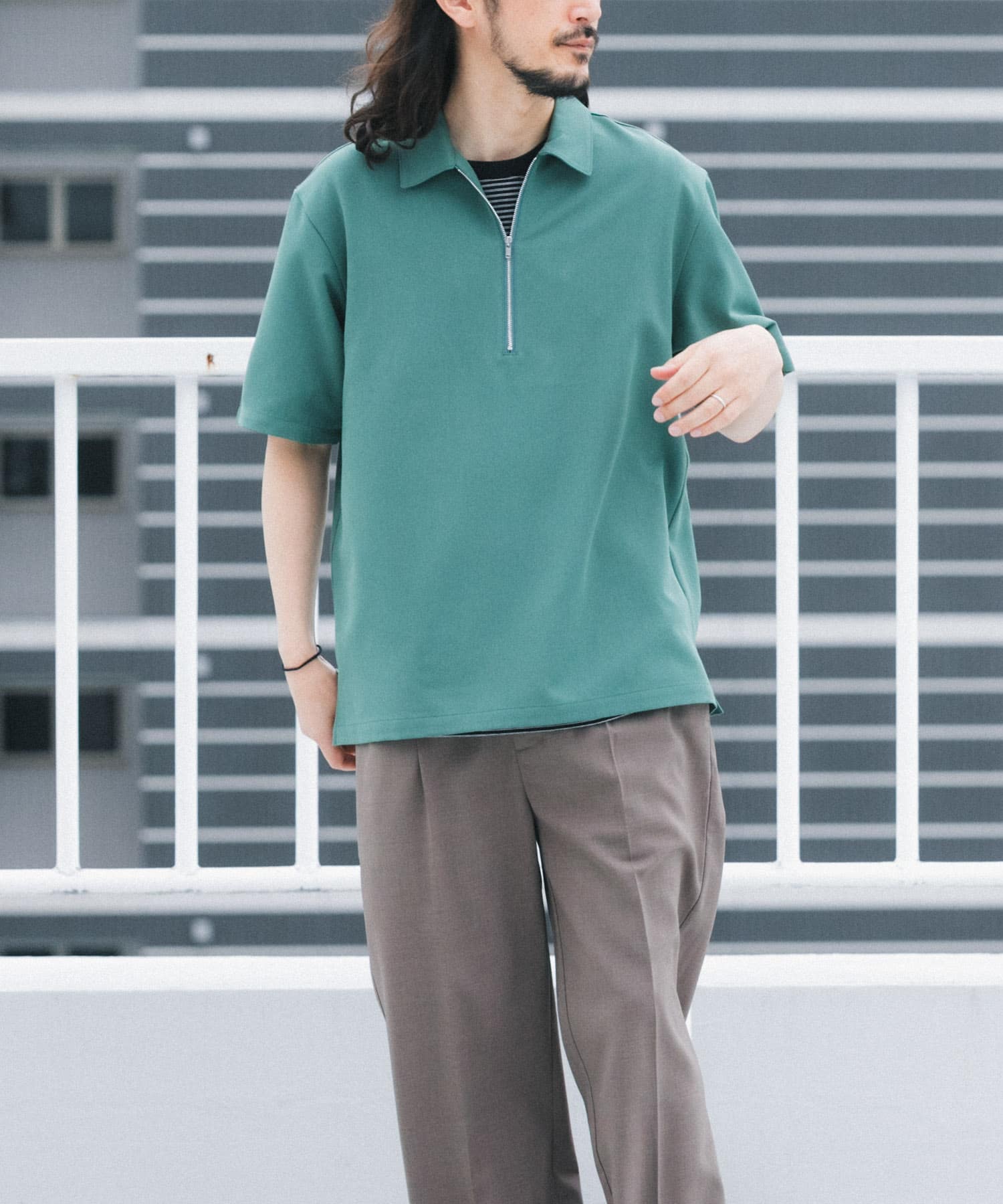 GREEN