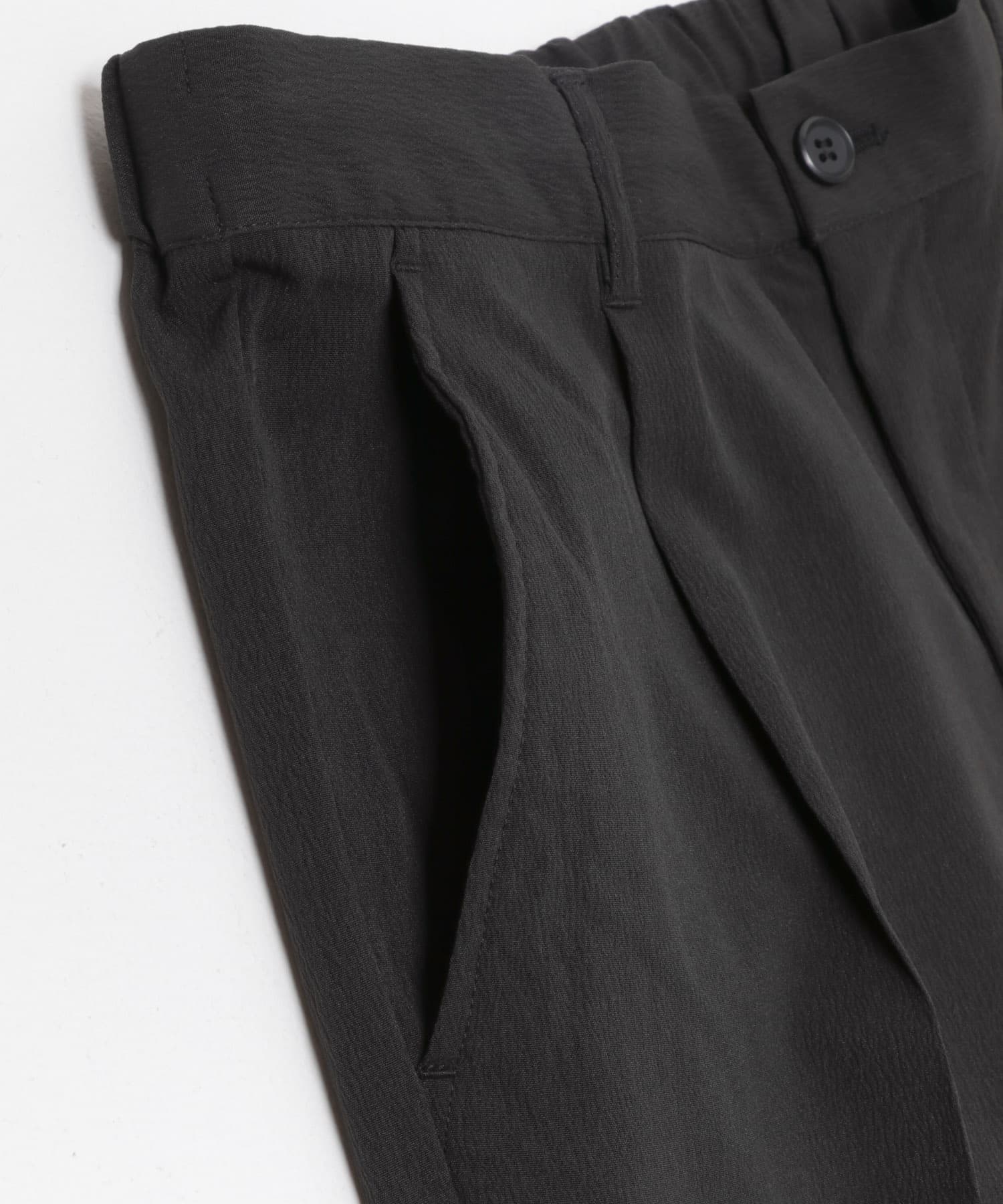 ヨウリュウ1-tuckテーパードパンツ BLK M