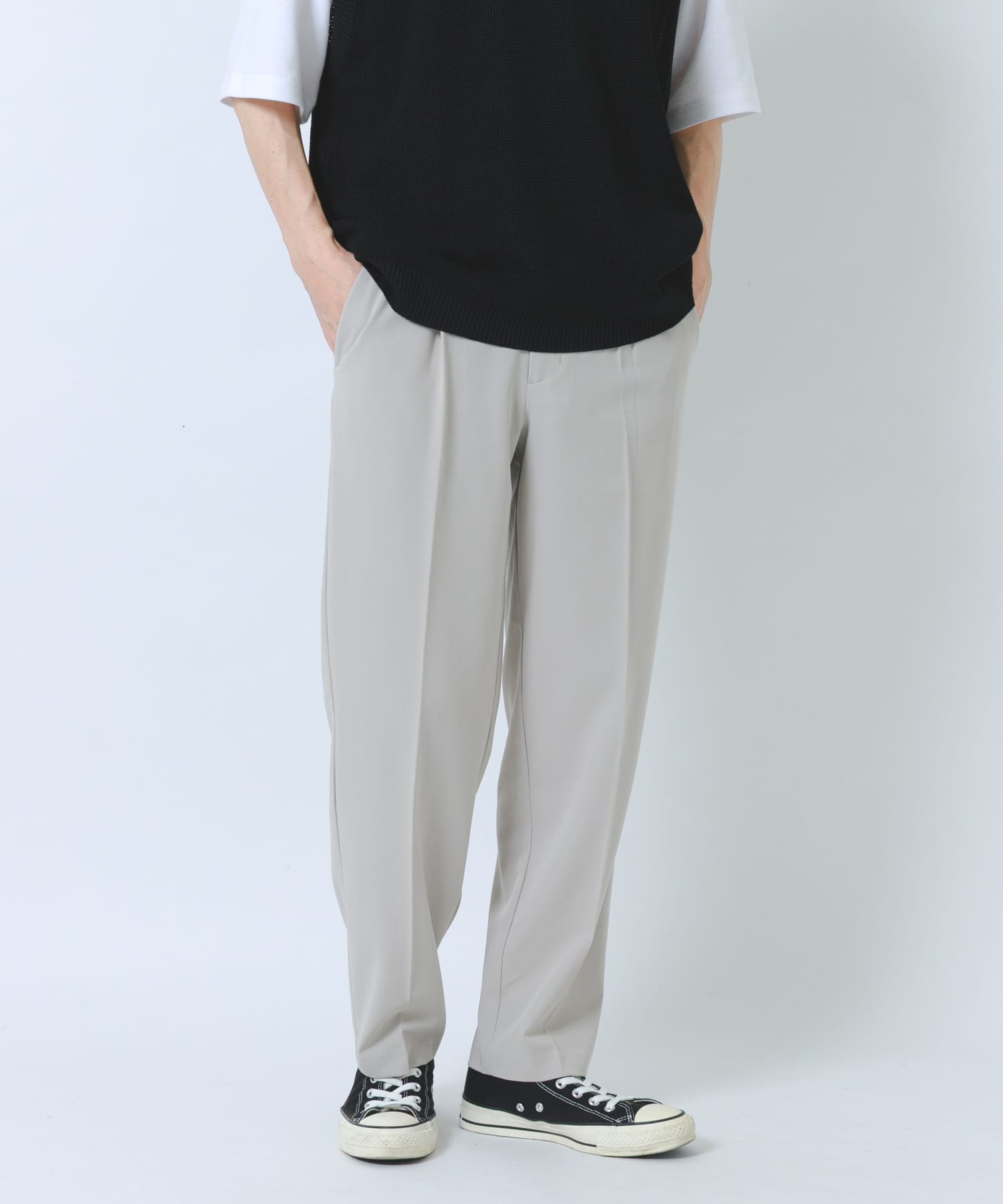 接触冷感 TRテーパードスラックス BEG S