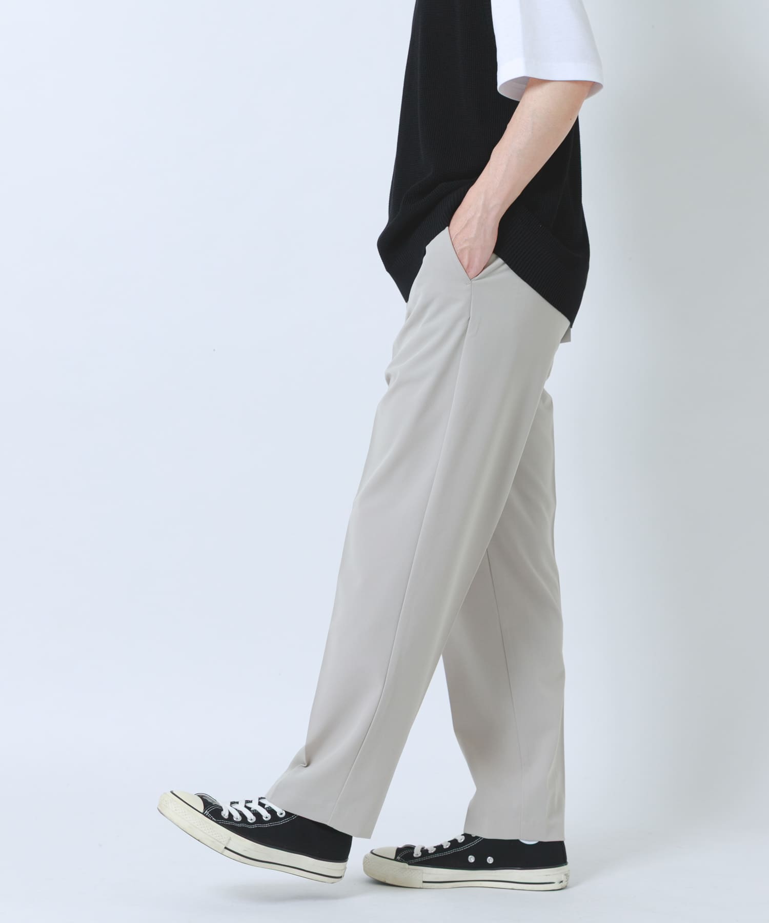 接触冷感 TRテーパードスラックス BEG M