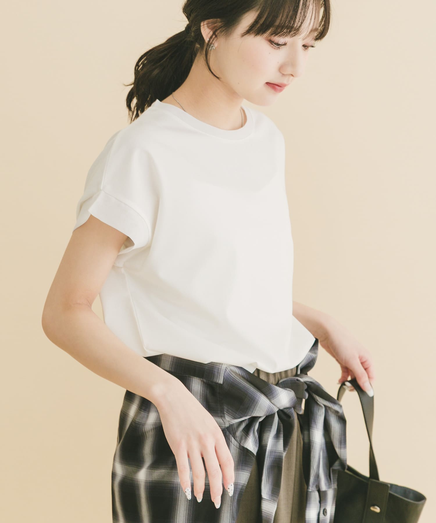 バックタックフレンチプルオーバー