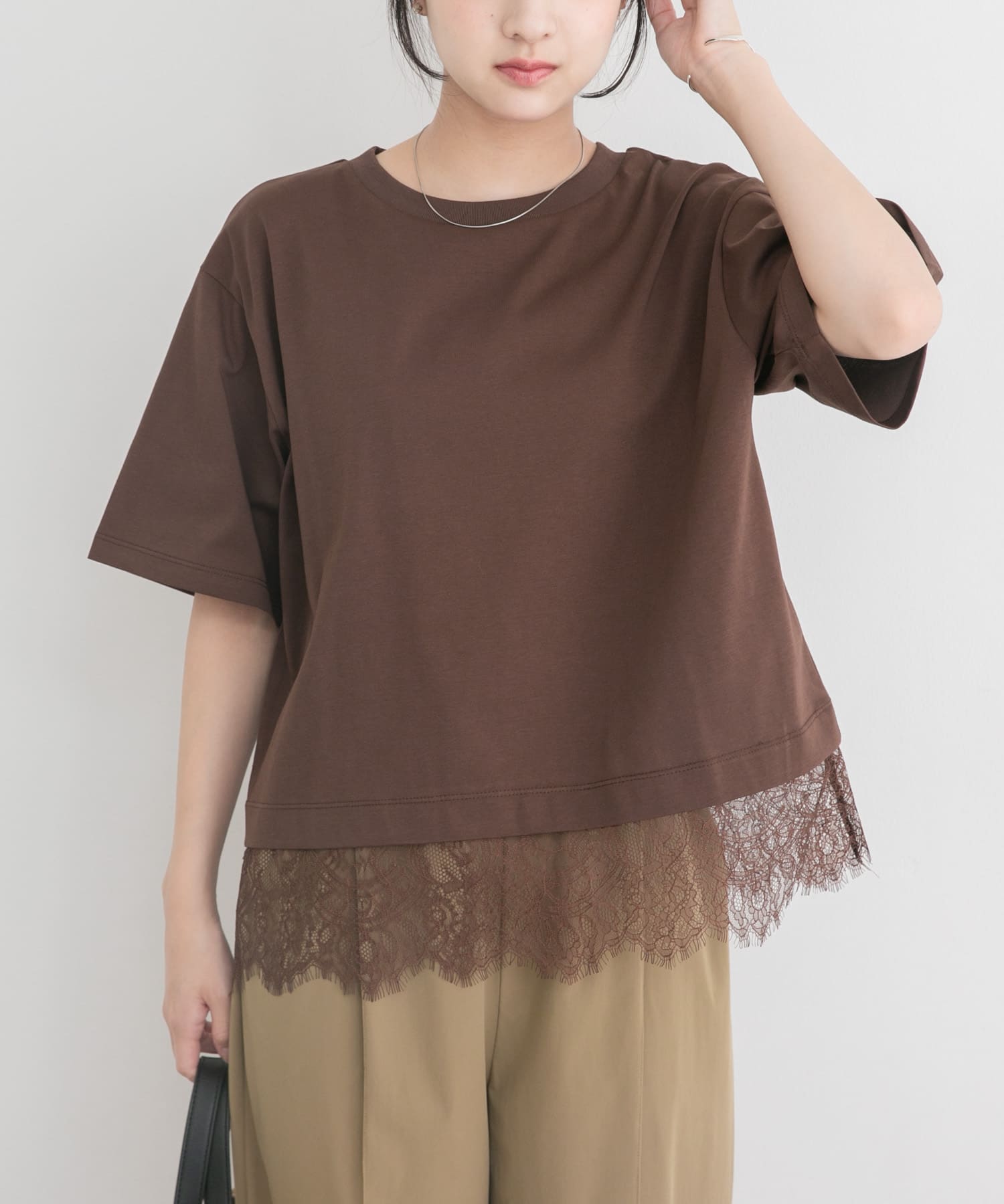 裾レースコンビTシャツ