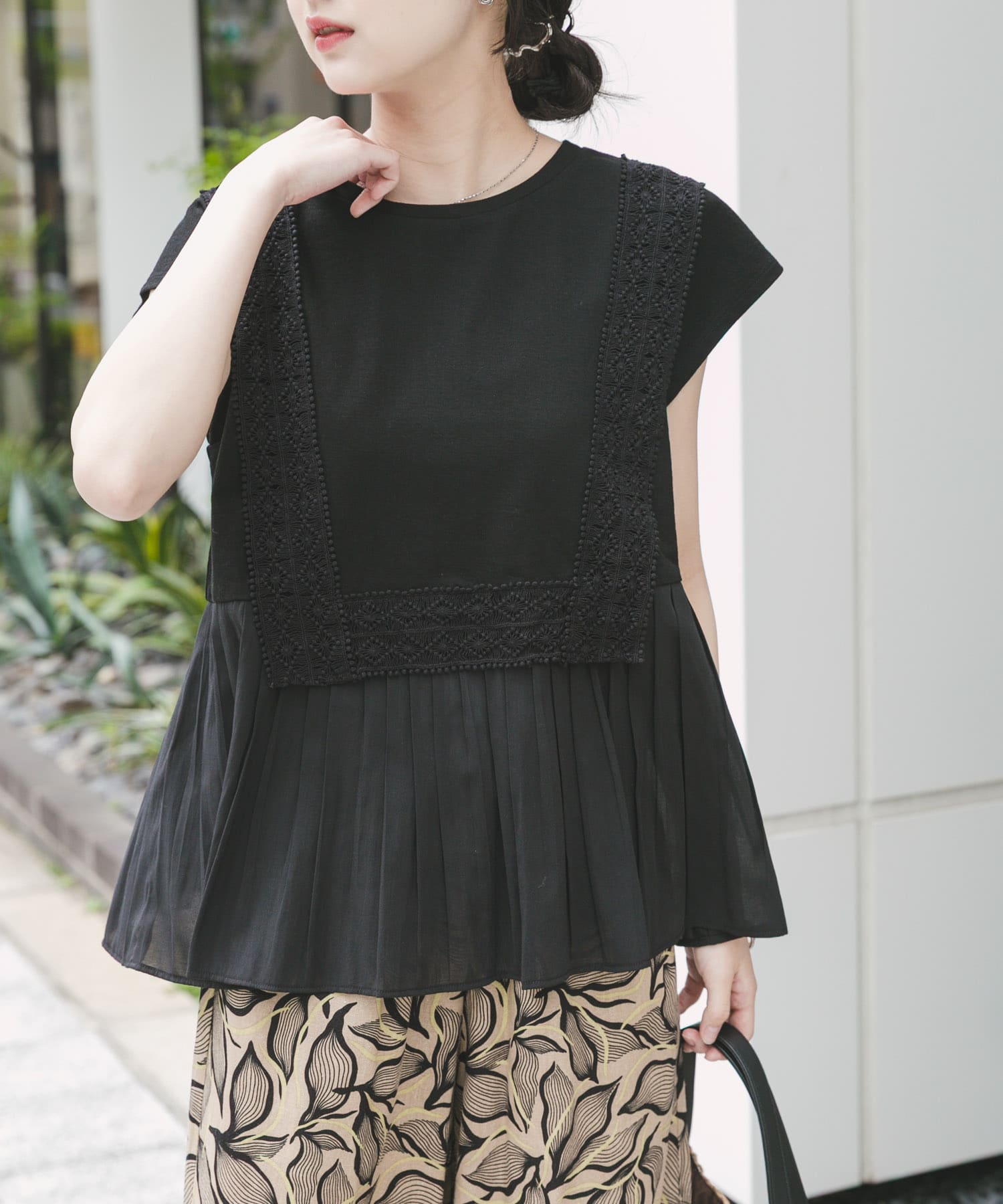 レーストリムプルオーバー