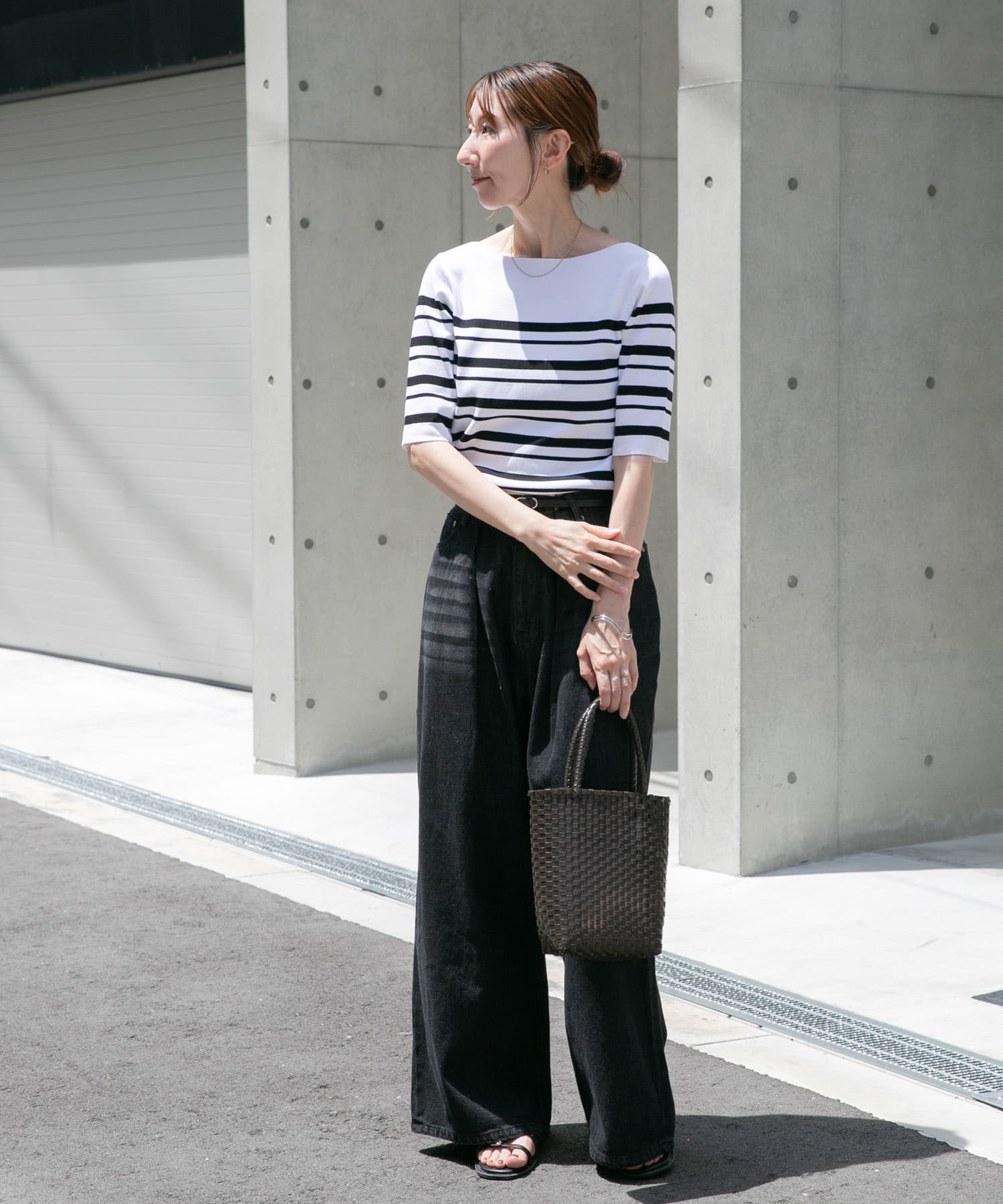 WHT×BLK