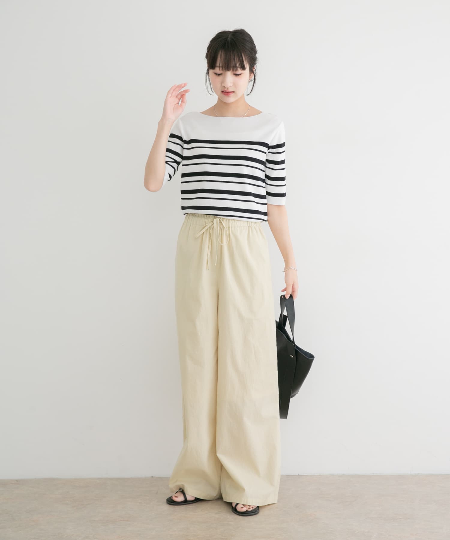 WHT×BLK
