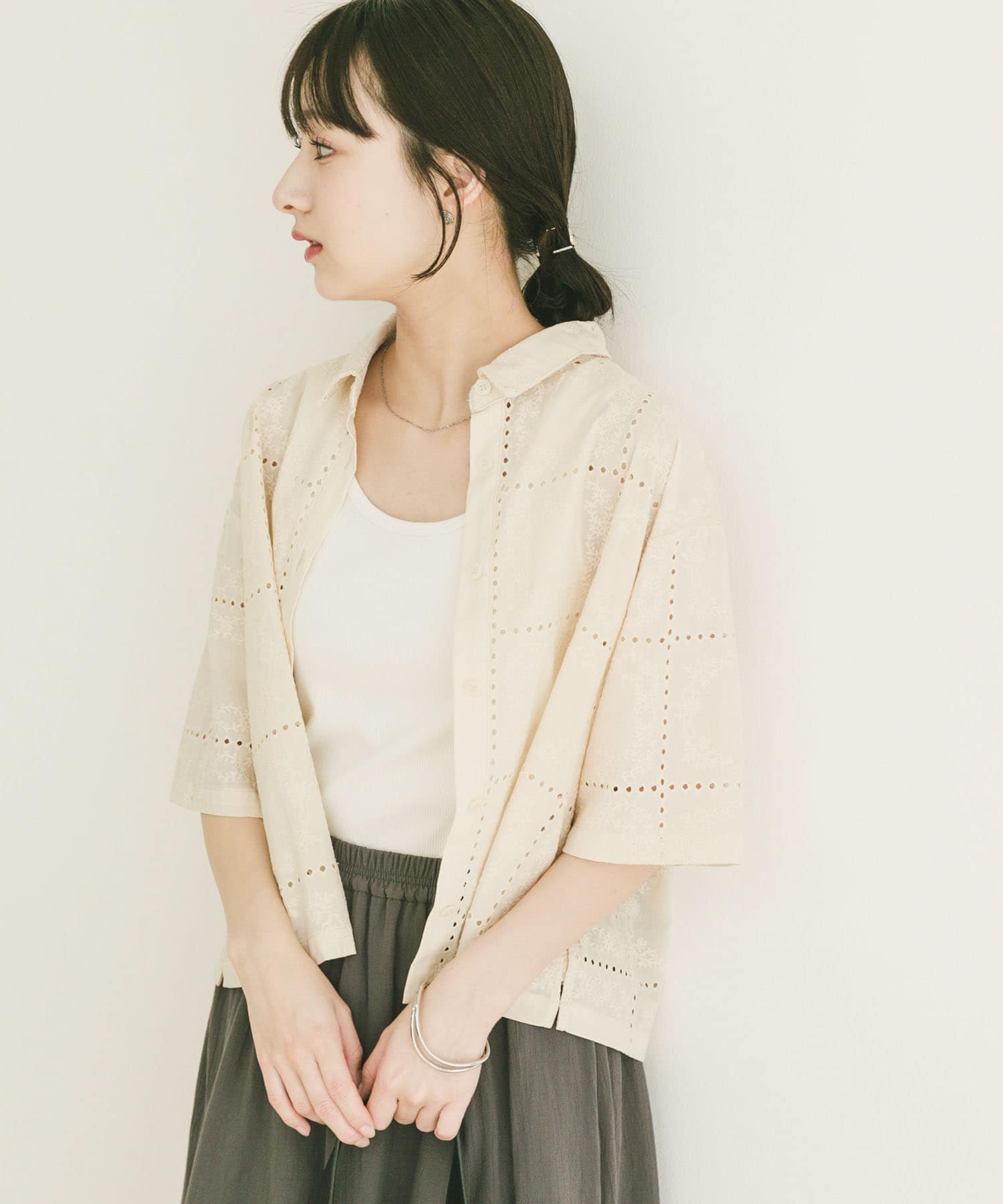 ブロックレースシャツ