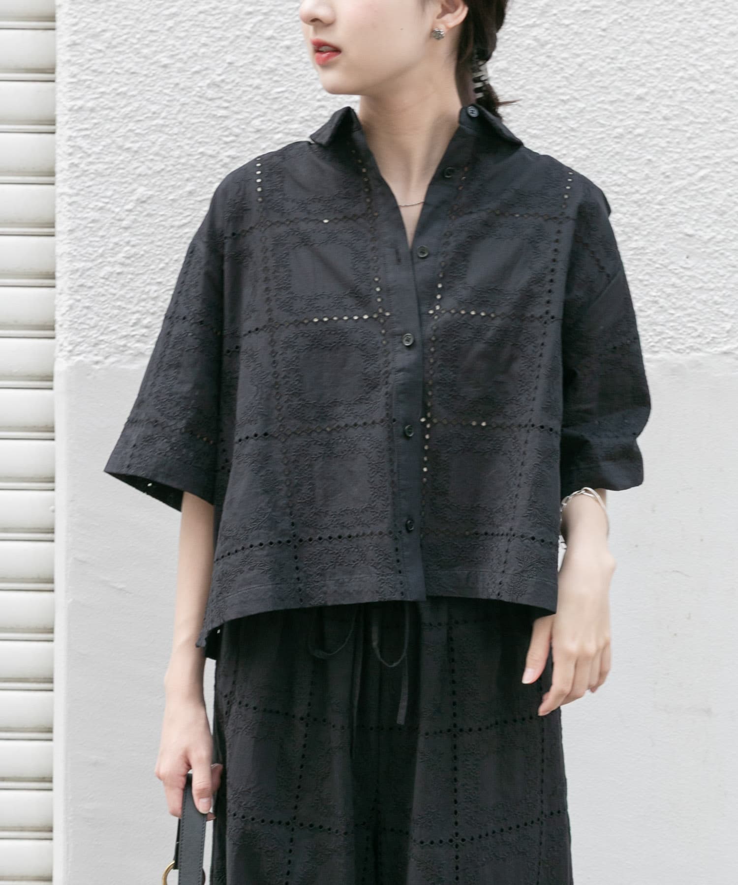 ブロックレースシャツ
