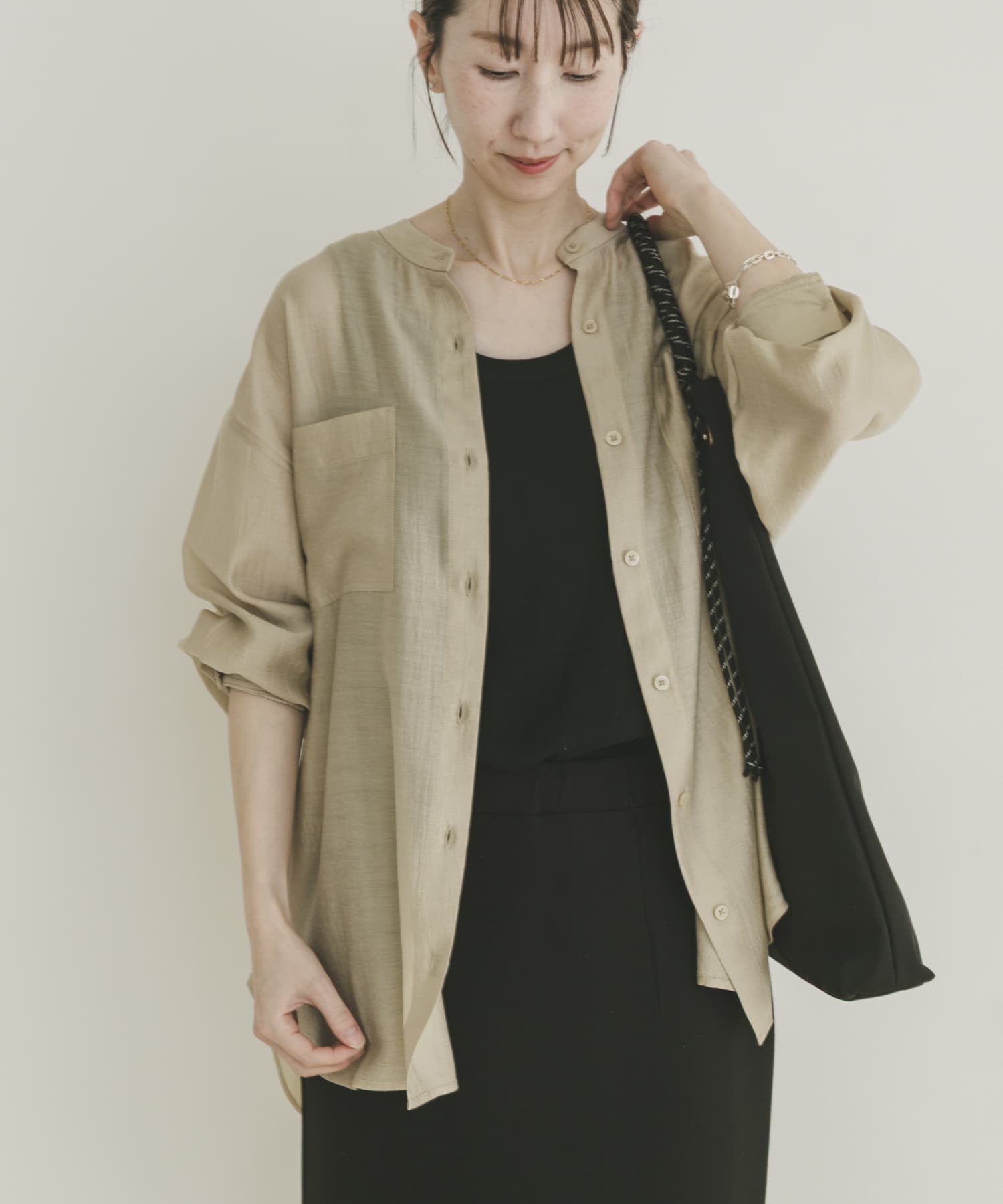 シアーバンドカラーシャツ