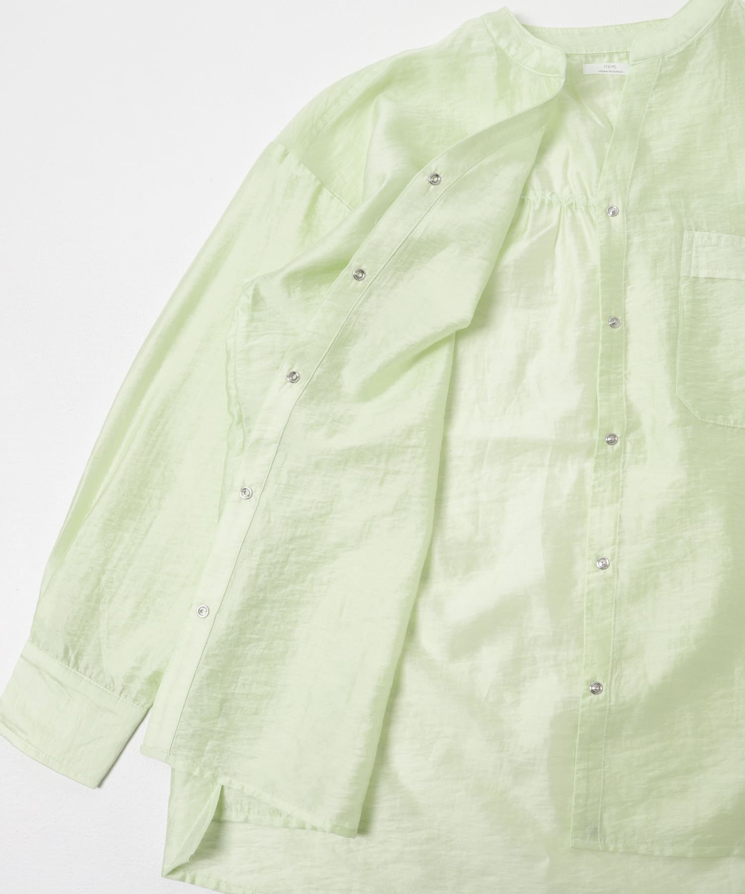 ドットボタンシアーシャツ MNT Free