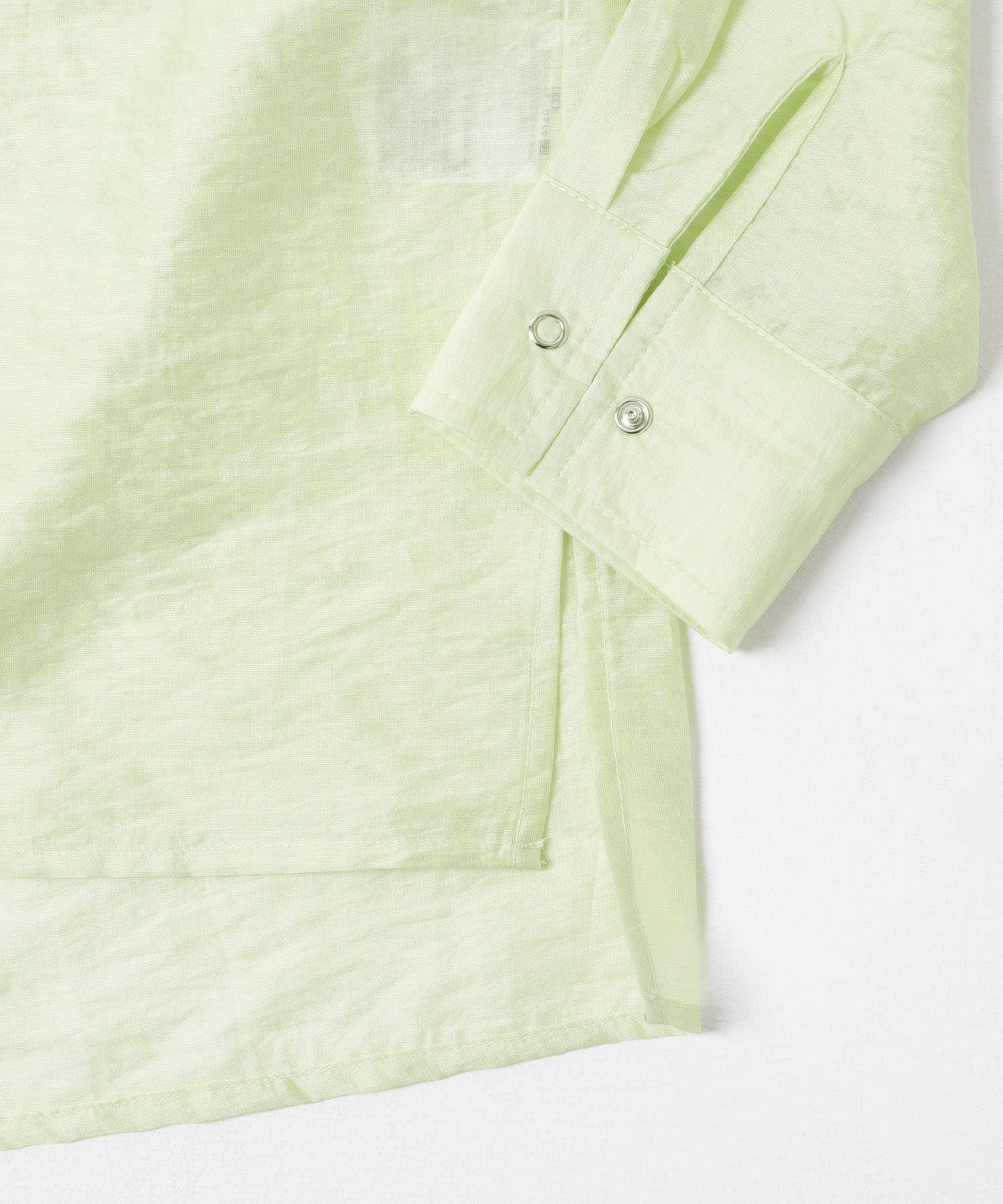 ドットボタンシアーシャツ MNT Free