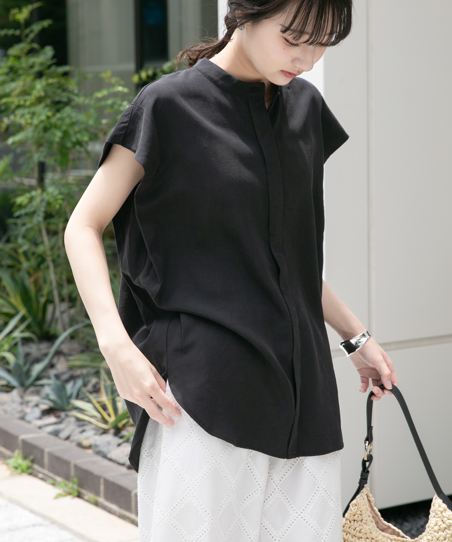 リネン混タックフレンチスリーブシャツ(Free BLK): トップス｜URBAN